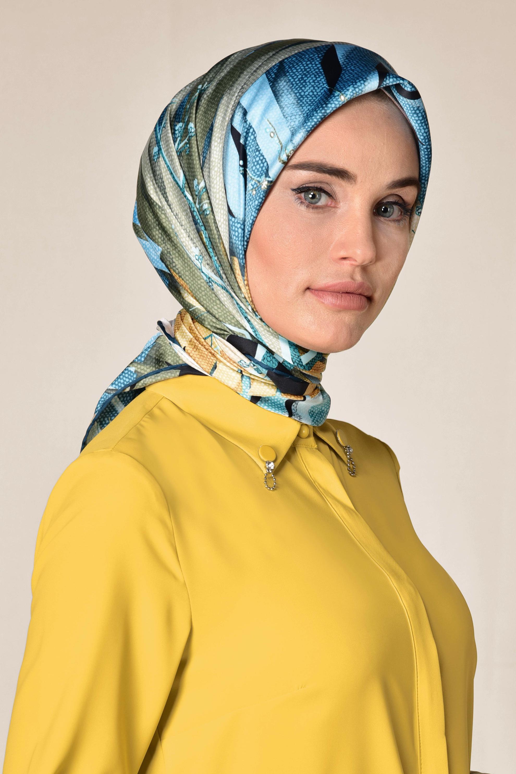 Tesettür giyim MAVİ 12168-1 ALVİNA DESENLİ EŞARP