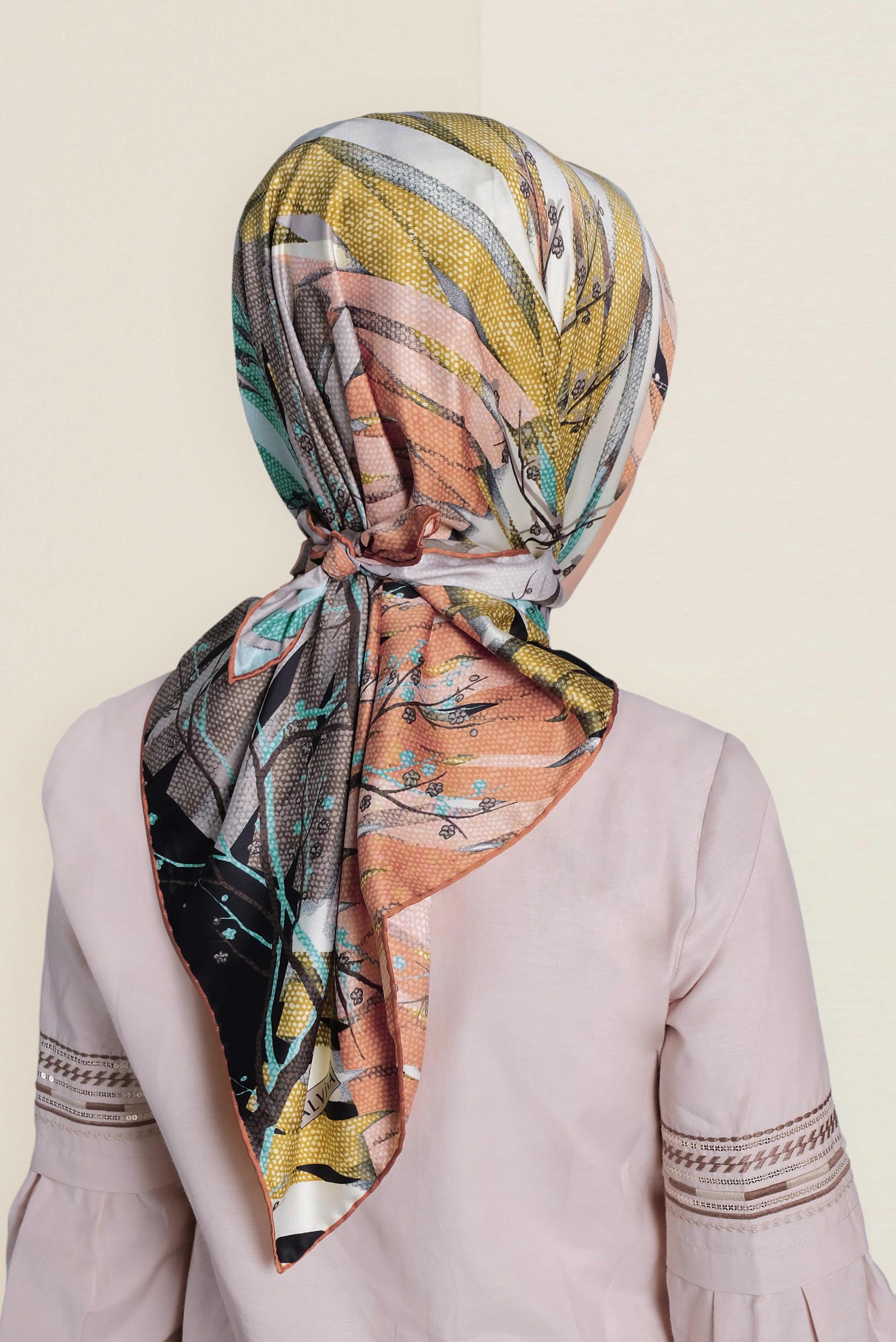 Tesettür giyim SİYAH 12168-1 ALVİNA DESENLİ EŞARP