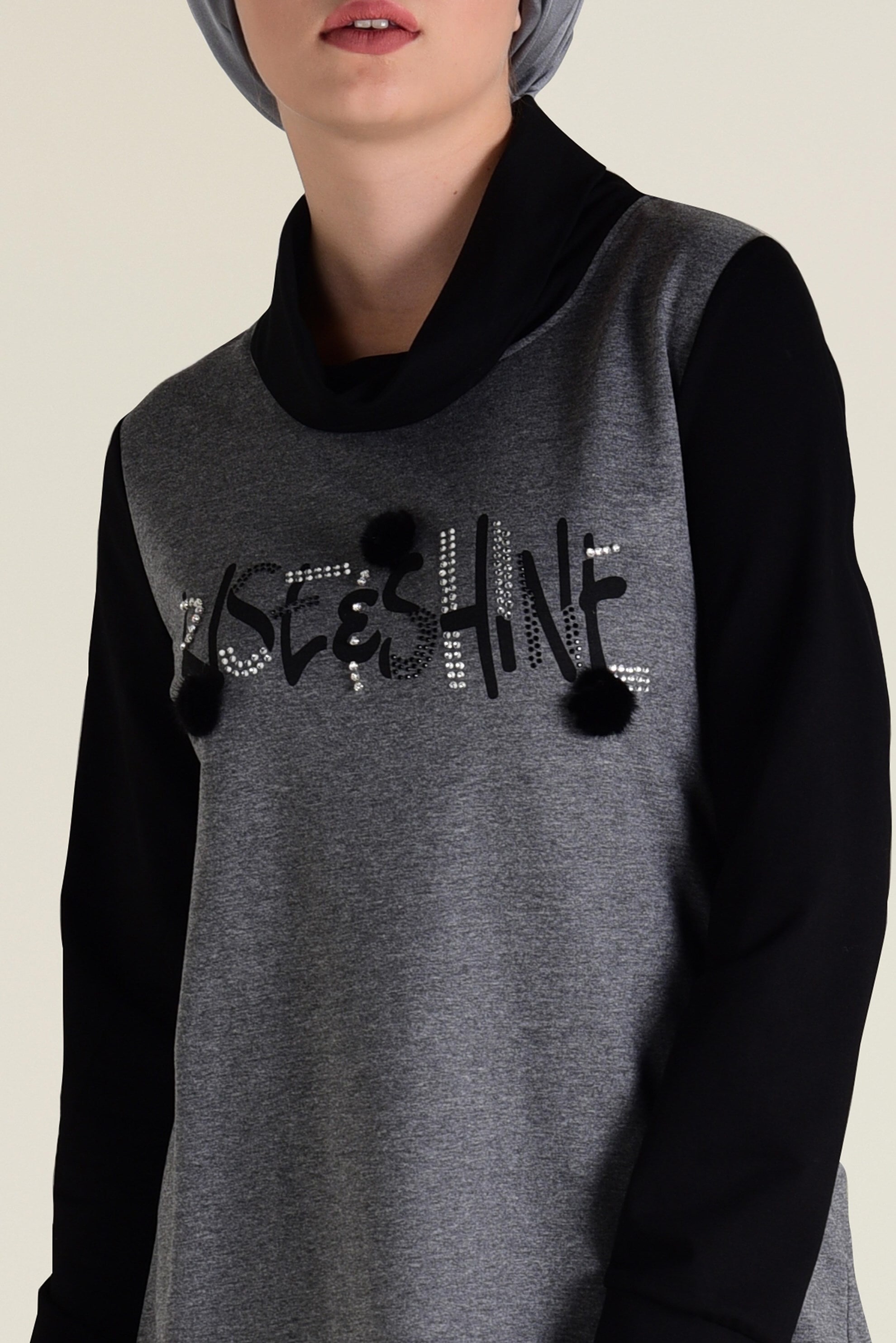 Tesettür giyim GRİ TAŞ BASKILI EŞOFMAN TUNİK 4535