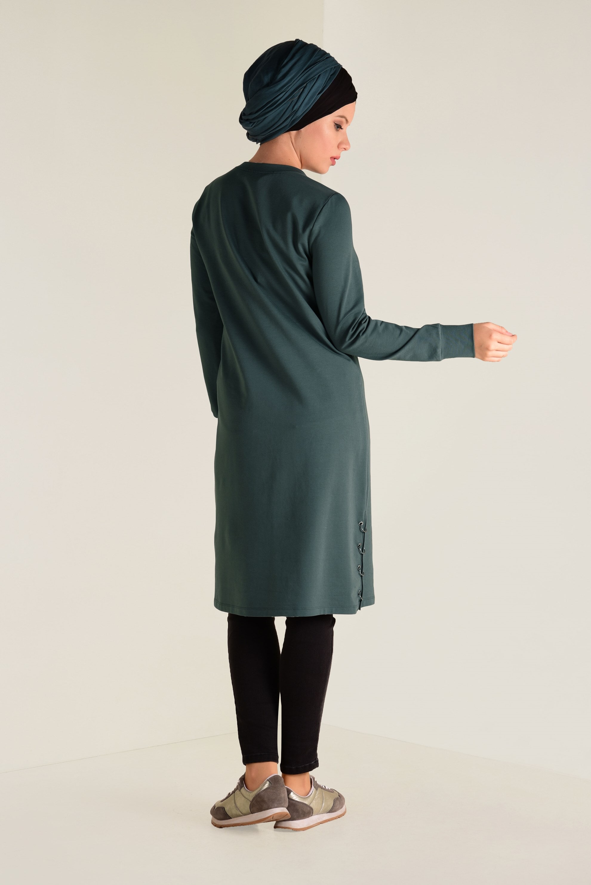 Tesettür giyim YEŞİL  TAŞ BASKILI EŞOFMAN TUNİK 4537 