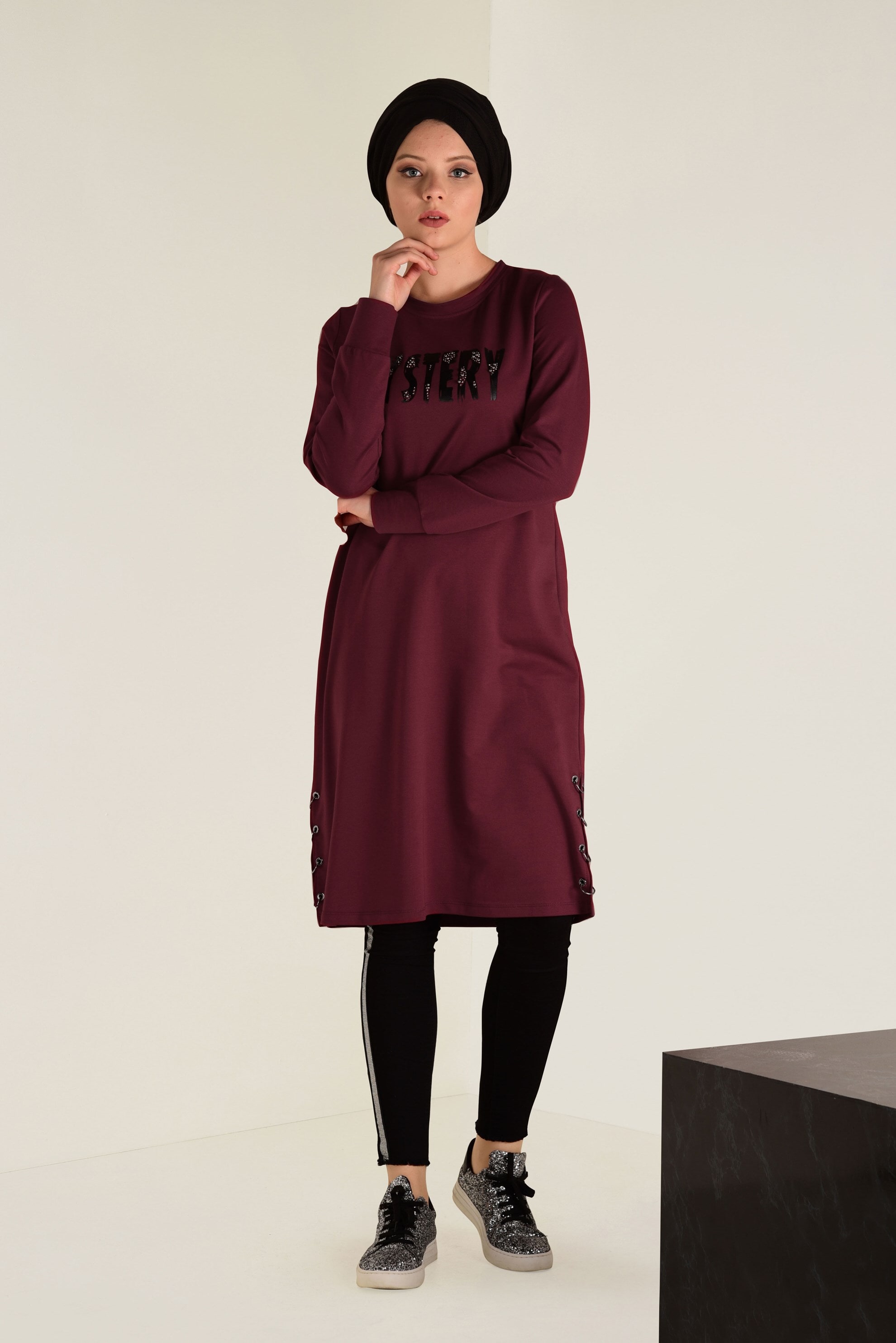 Tesettür giyim BORDO  TAŞ BASKILI EŞOFMAN TUNİK 4537 