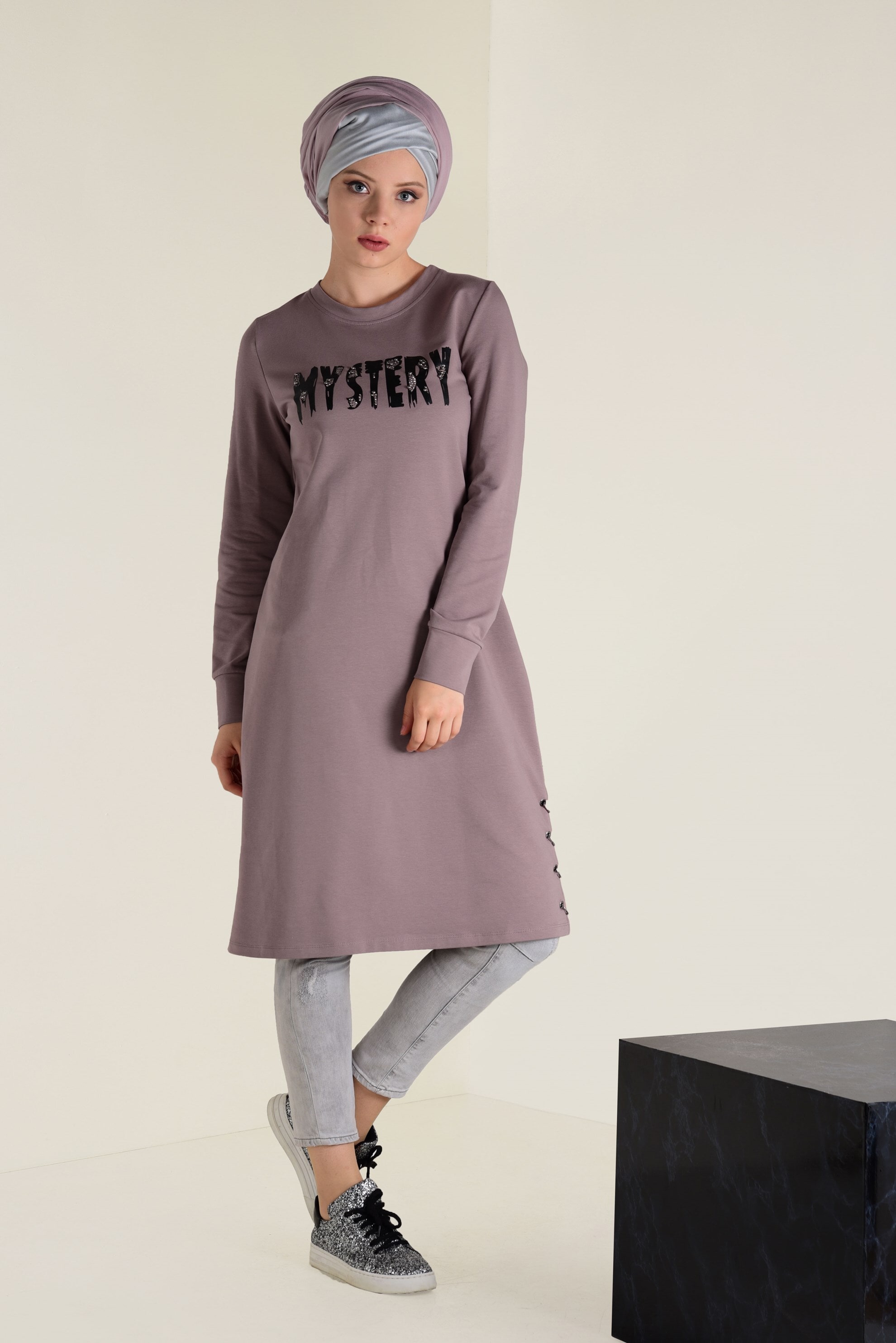 Tesettür giyim PUDRA  TAŞ BASKILI EŞOFMAN TUNİK 4537 
