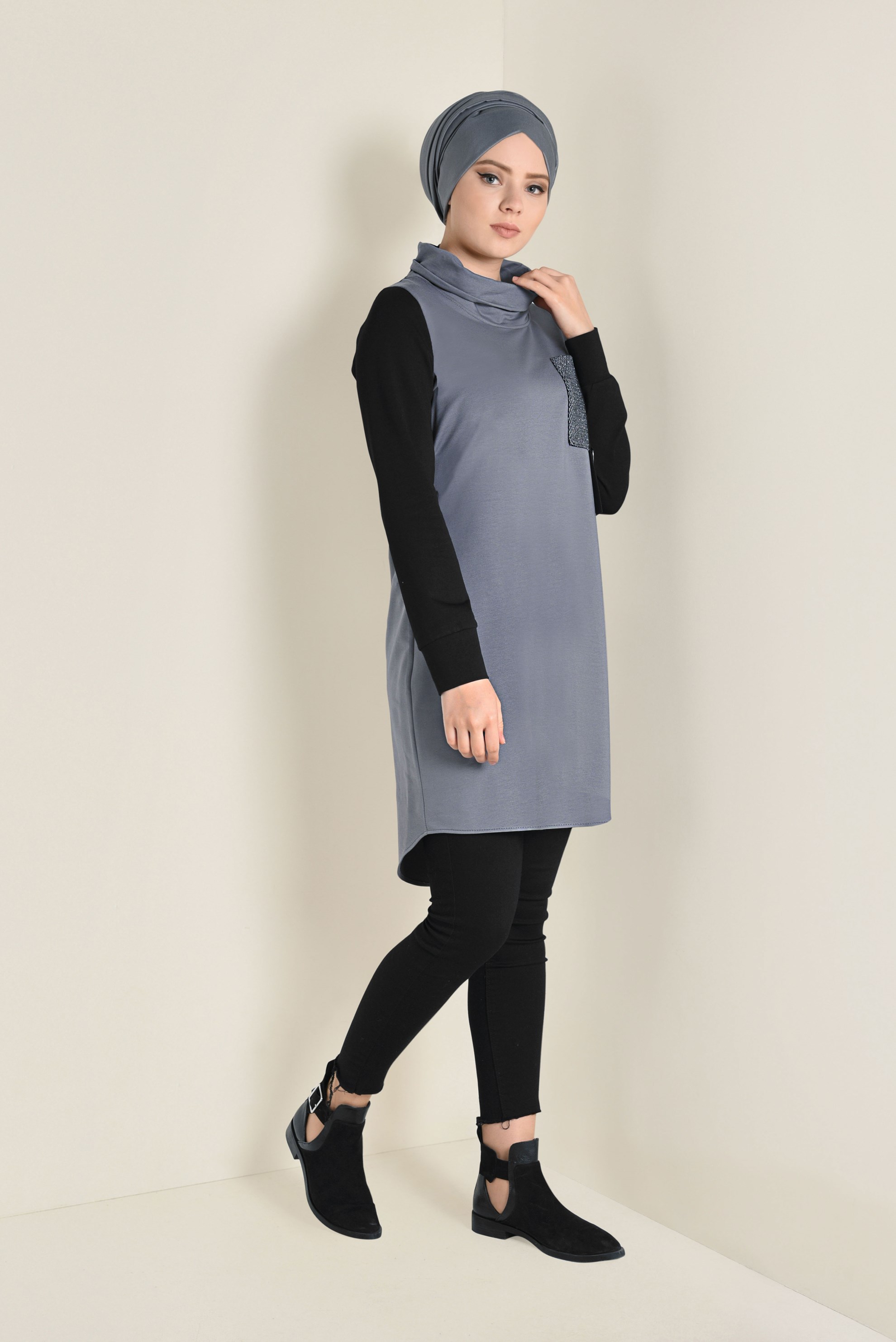 Tesettür giyim GRİ BALIKÇI YAKA EŞOFMAN TUNİK 4544