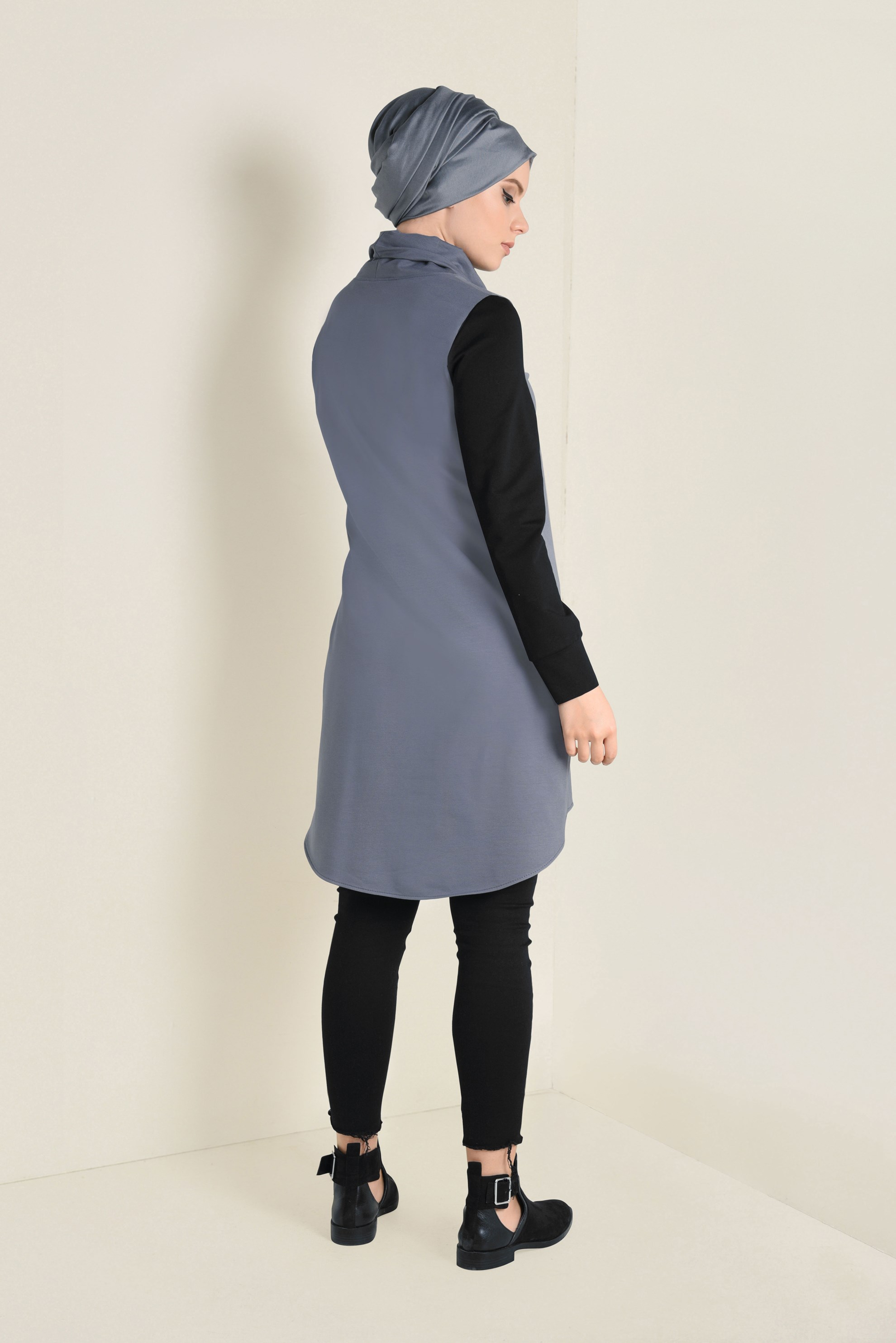 Tesettür giyim GRİ BALIKÇI YAKA EŞOFMAN TUNİK 4544