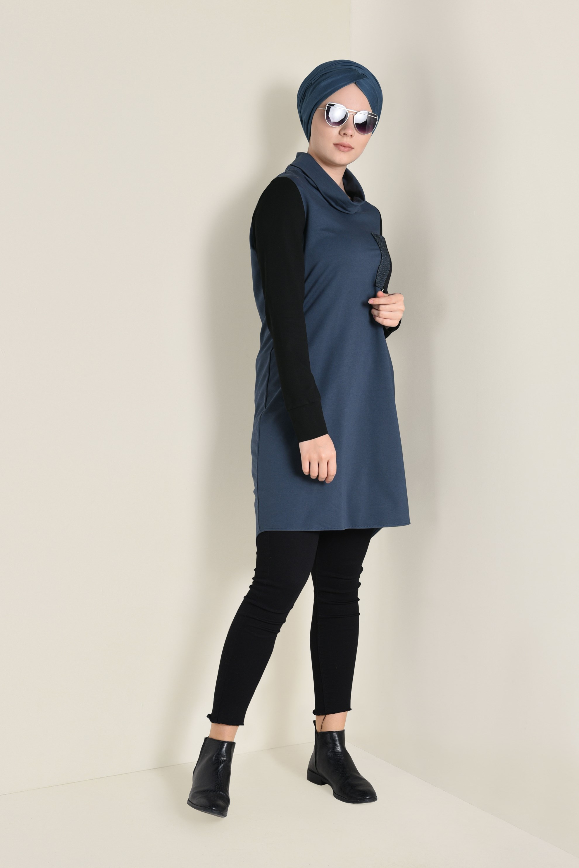 Tesettür giyim LACİVERT BALIKÇI YAKA EŞOFMAN TUNİK 4544