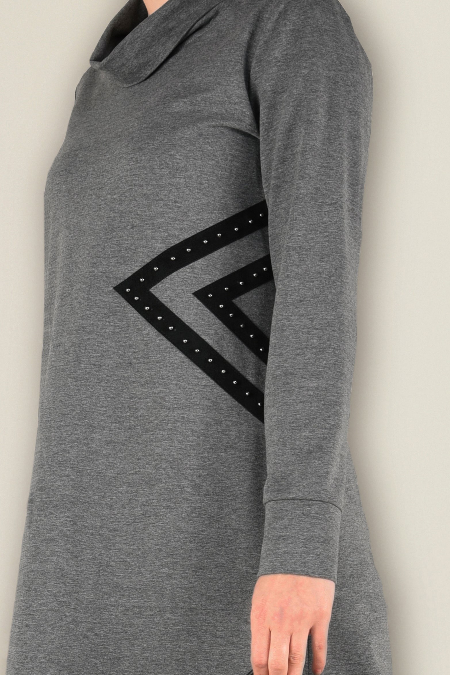 Tesettür giyim GRİ BALIKÇI YAKA BONCUK DETAYLI EŞOFMAN TUNİK  4545