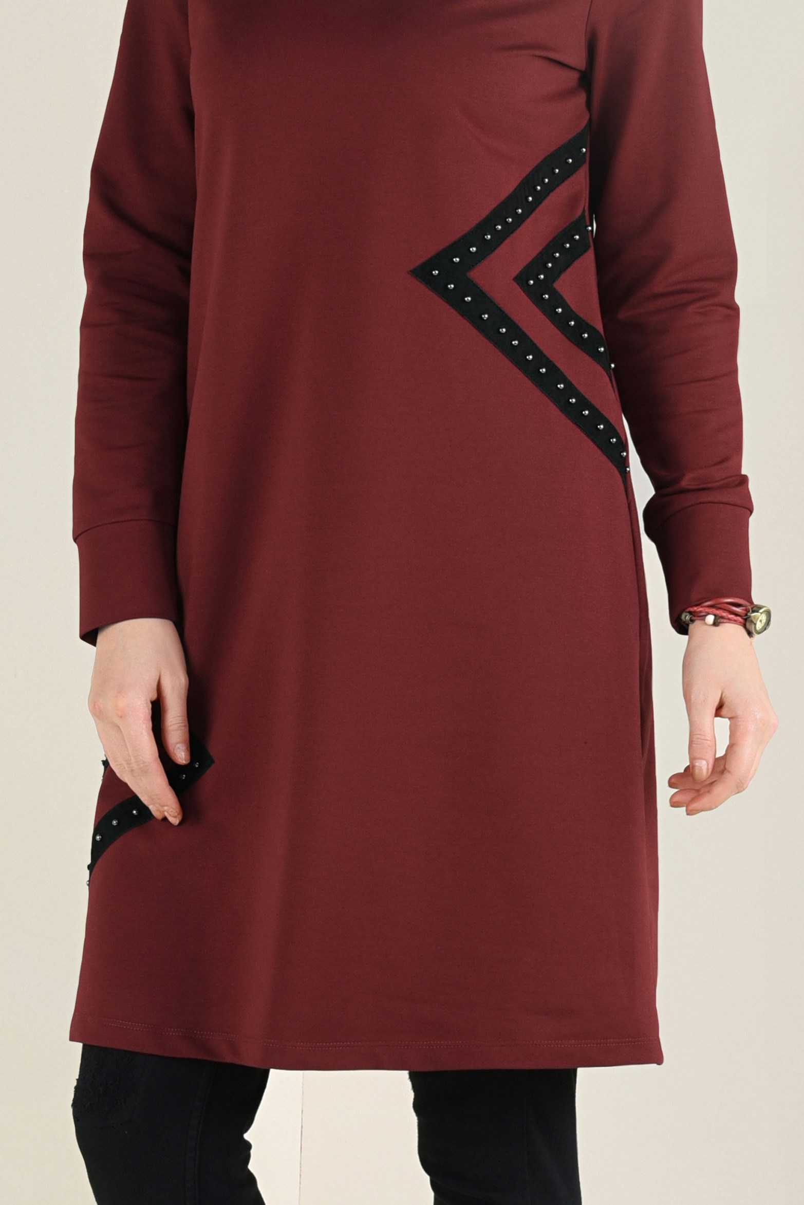 Tesettür giyim BORDO BALIKÇI YAKA BONCUK DETAYLI EŞOFMAN TUNİK  4545
