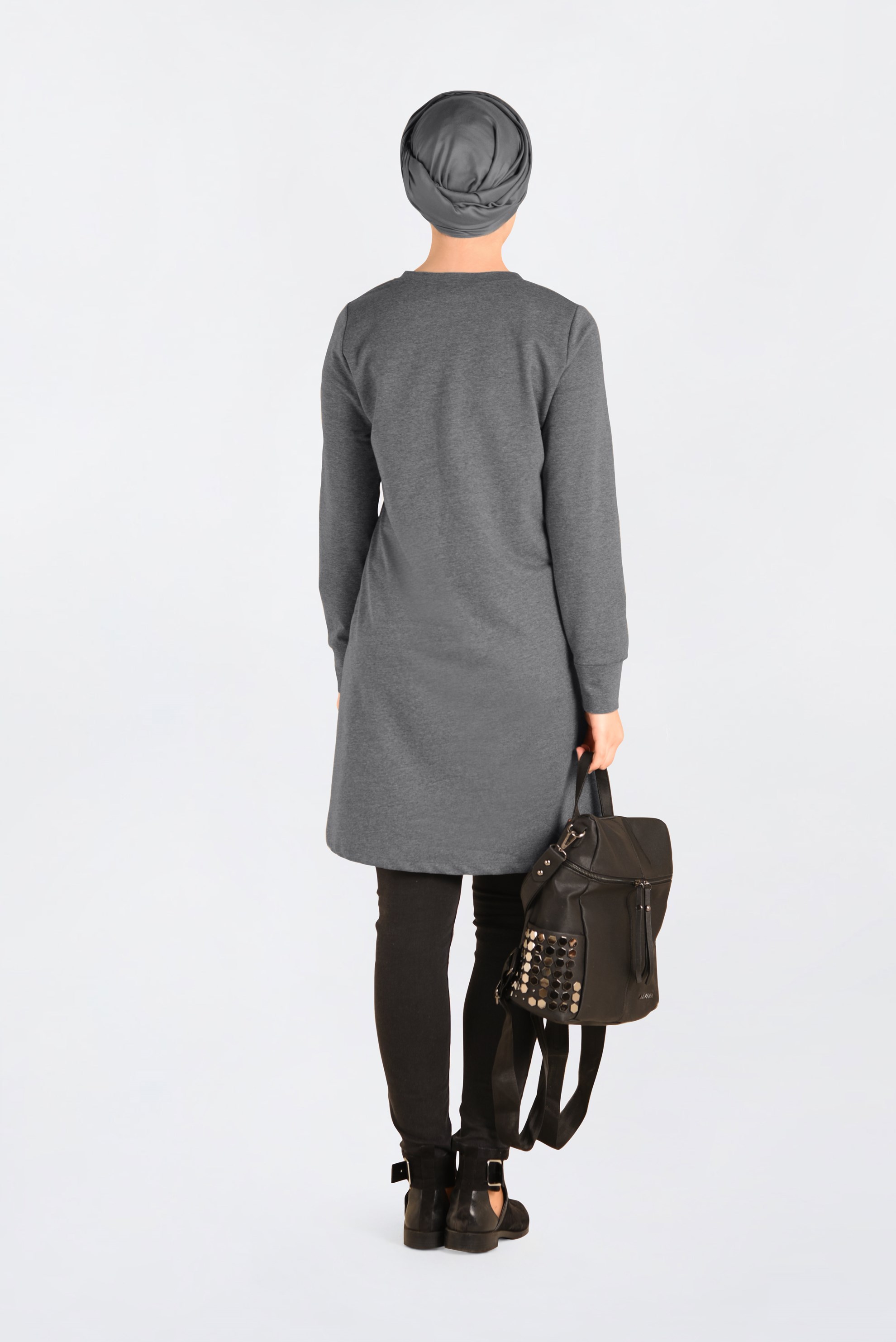 Tesettür giyim GRİ CEP DETAYLI EŞOFMAN TUNİK 4546