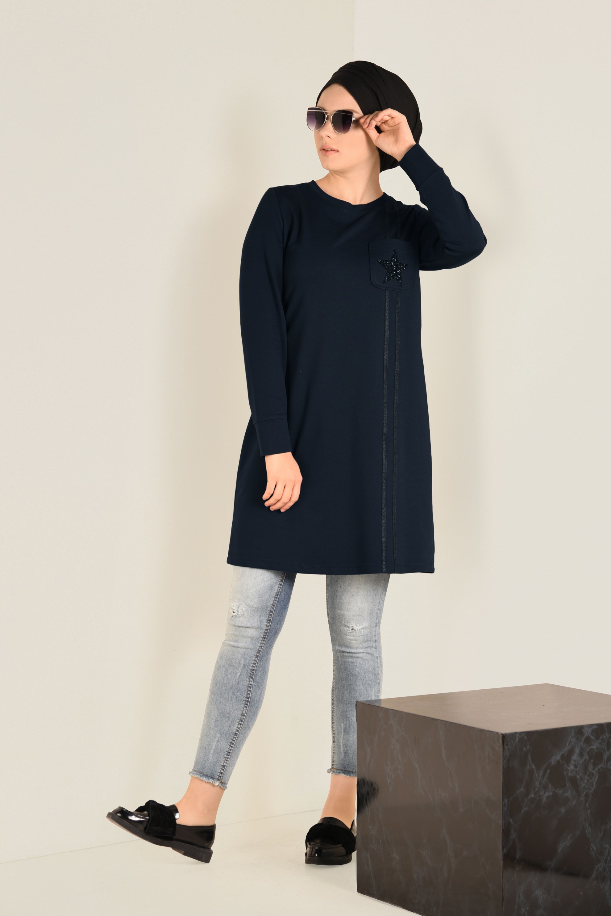 Tesettür giyim LACİVERT CEP DETAYLI EŞOFMAN TUNİK 4546