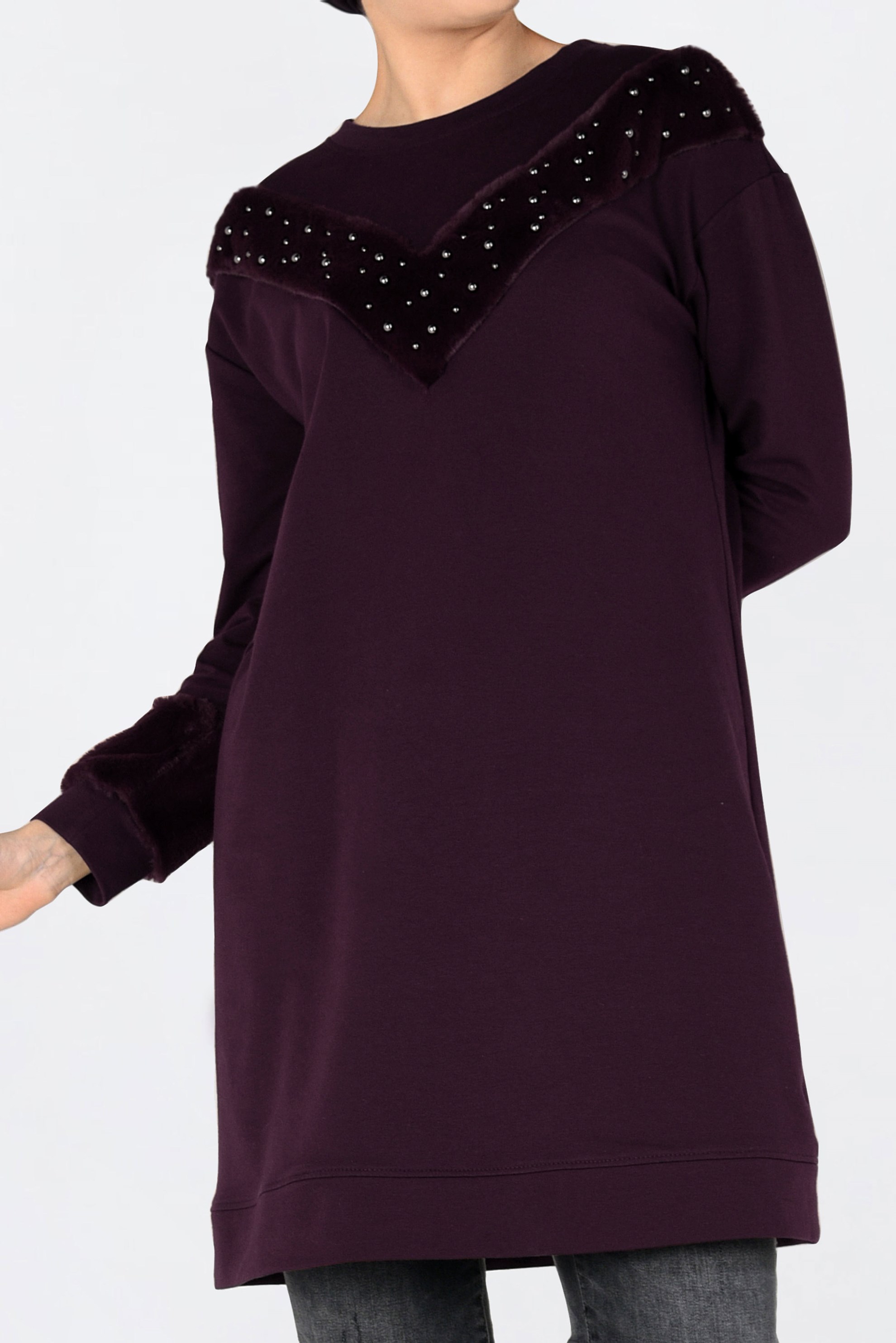 Tesettür giyim MÜRDÜM KÜRK VE İNCİ DETAYLI EŞOFMAN TUNİK 4548