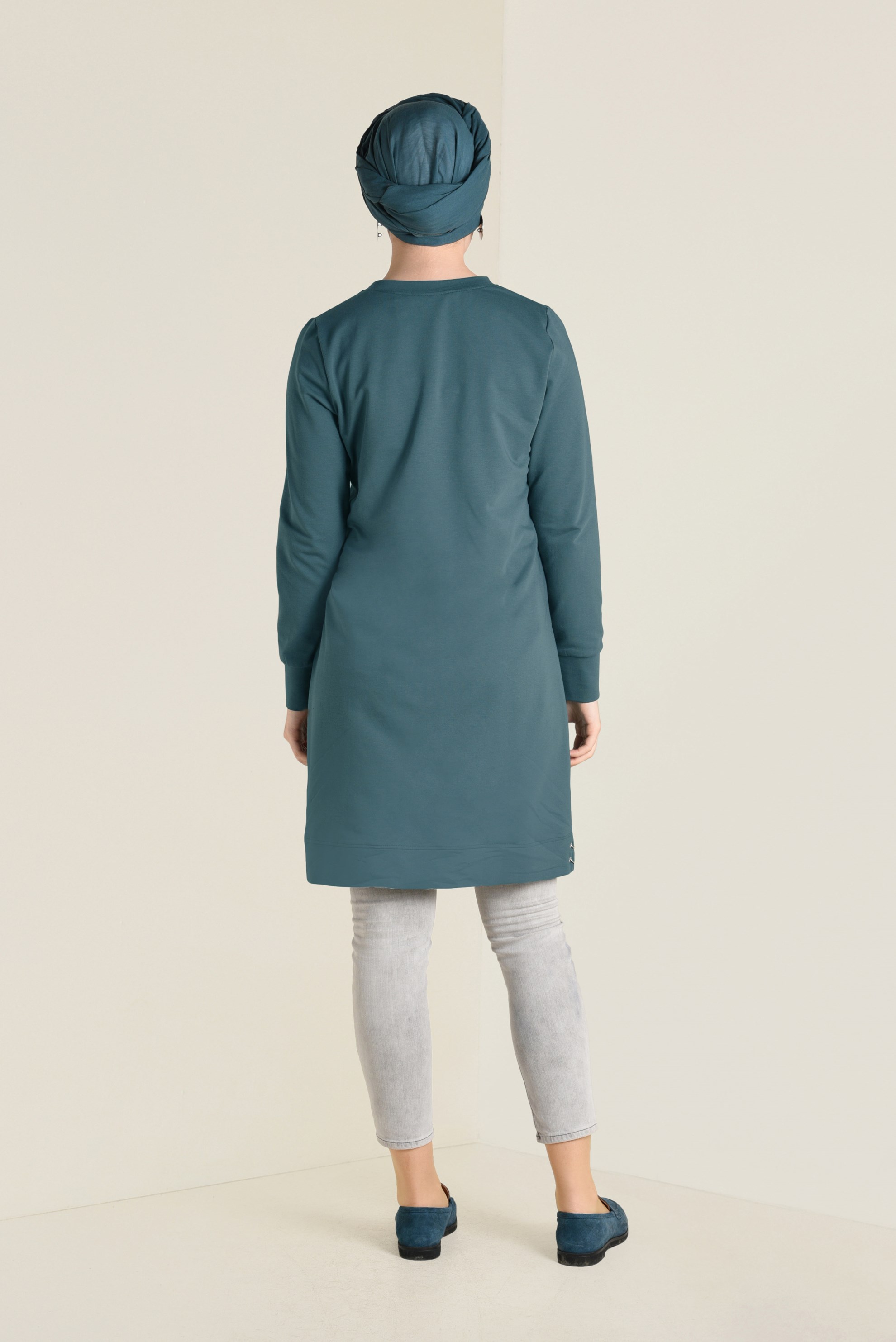 Tesettür giyim YEŞİL CEP DETAYLI EŞOFMAN TUNİK 4552