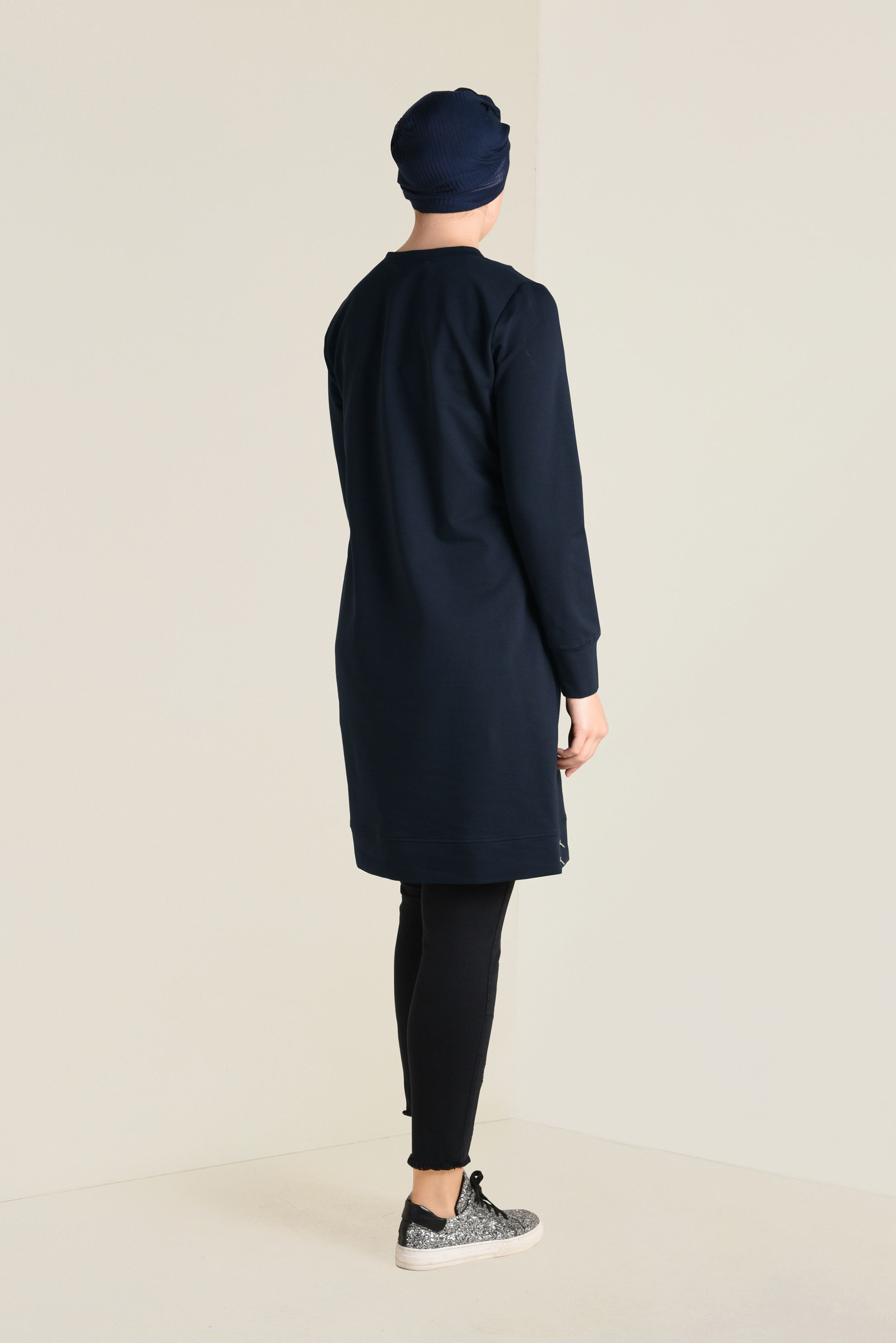 Tesettür giyim GRİ CEP DETAYLI EŞOFMAN TUNİK 4552