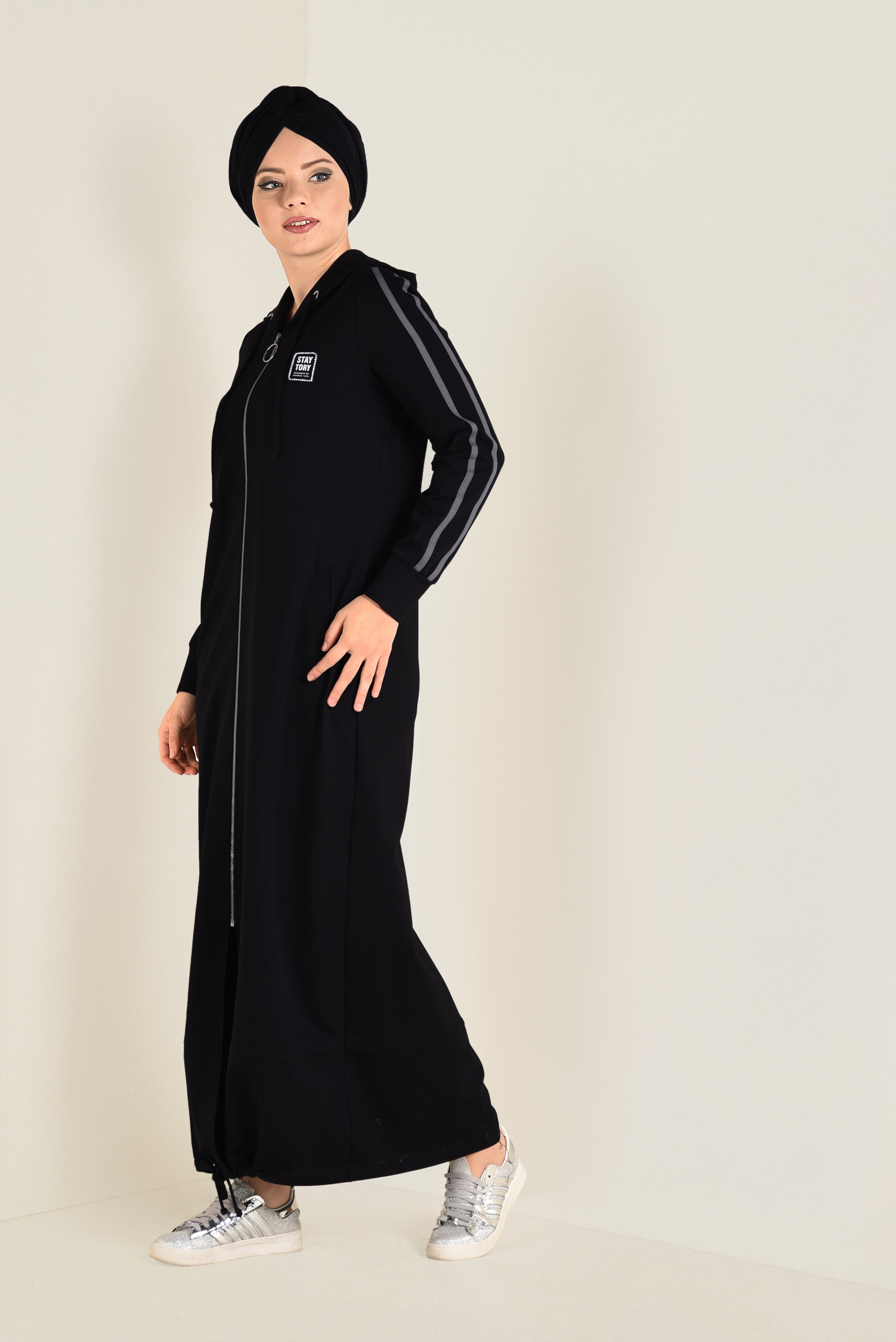 Tesettür giyim SİYAH KAPÜŞONLU FERMUARLI EŞOFMAN TUNİK 4715