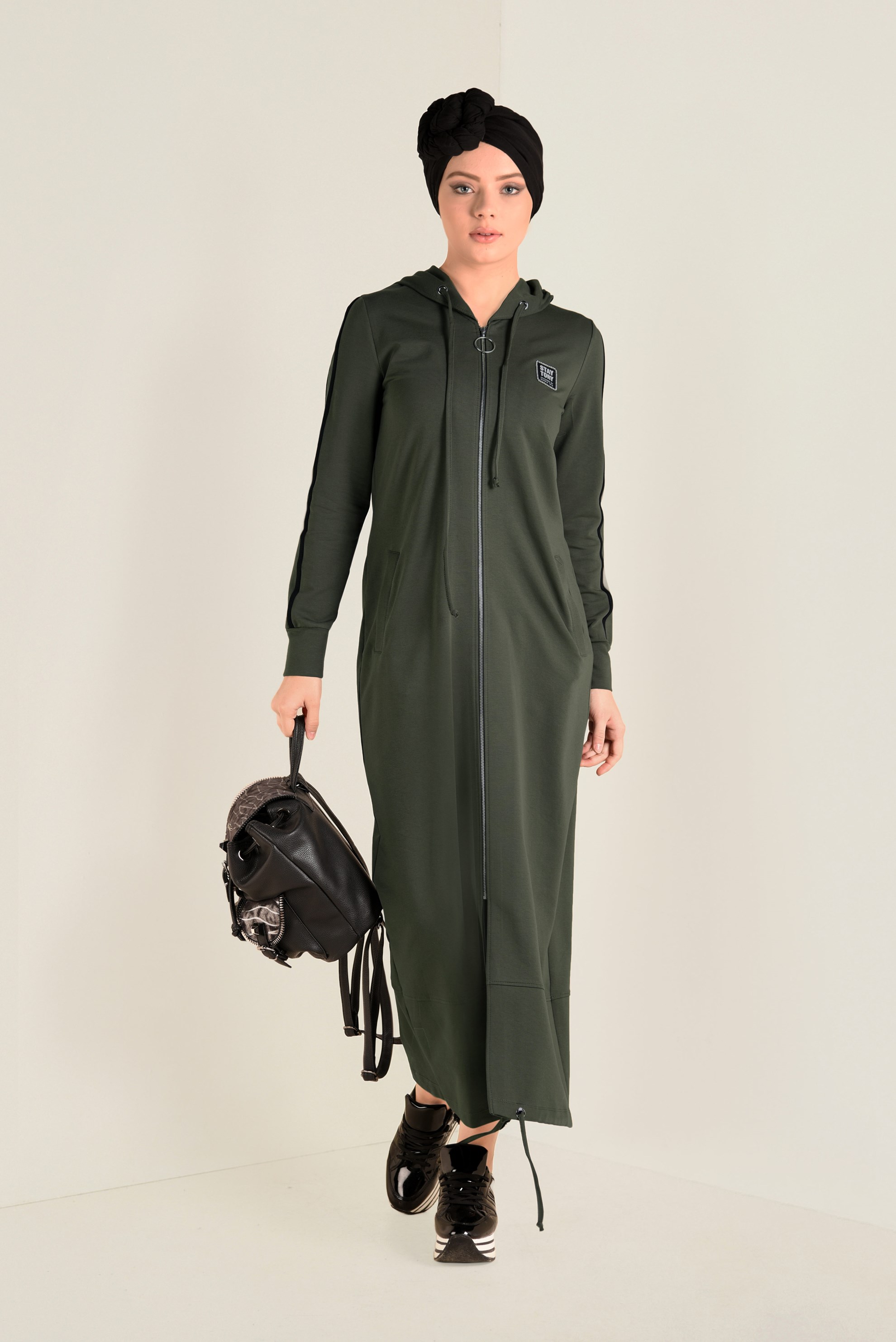 Tesettür giyim HAKİ KAPÜŞONLU FERMUARLI EŞOFMAN TUNİK 4715