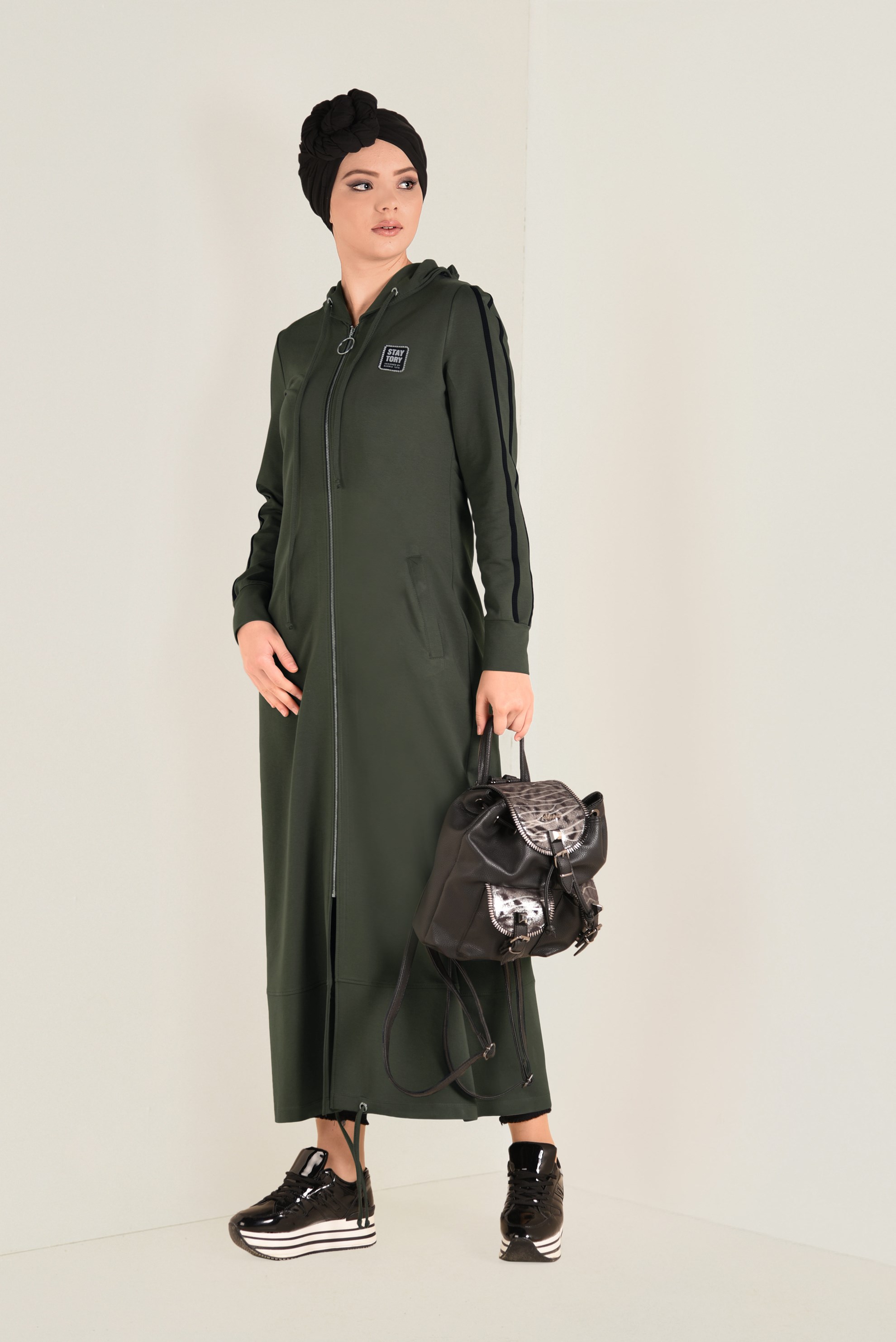 Tesettür giyim HAKİ KAPÜŞONLU FERMUARLI EŞOFMAN TUNİK 4715