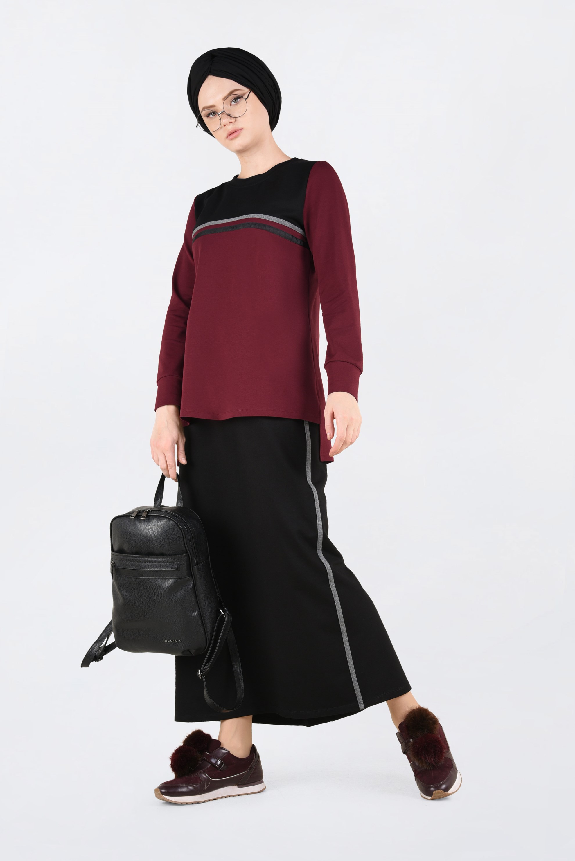 Tesettür giyim BORDO ŞERİT DETAYLI 2&prime;Lİ ETEKLİ EŞOFMAN TAKIM 4717