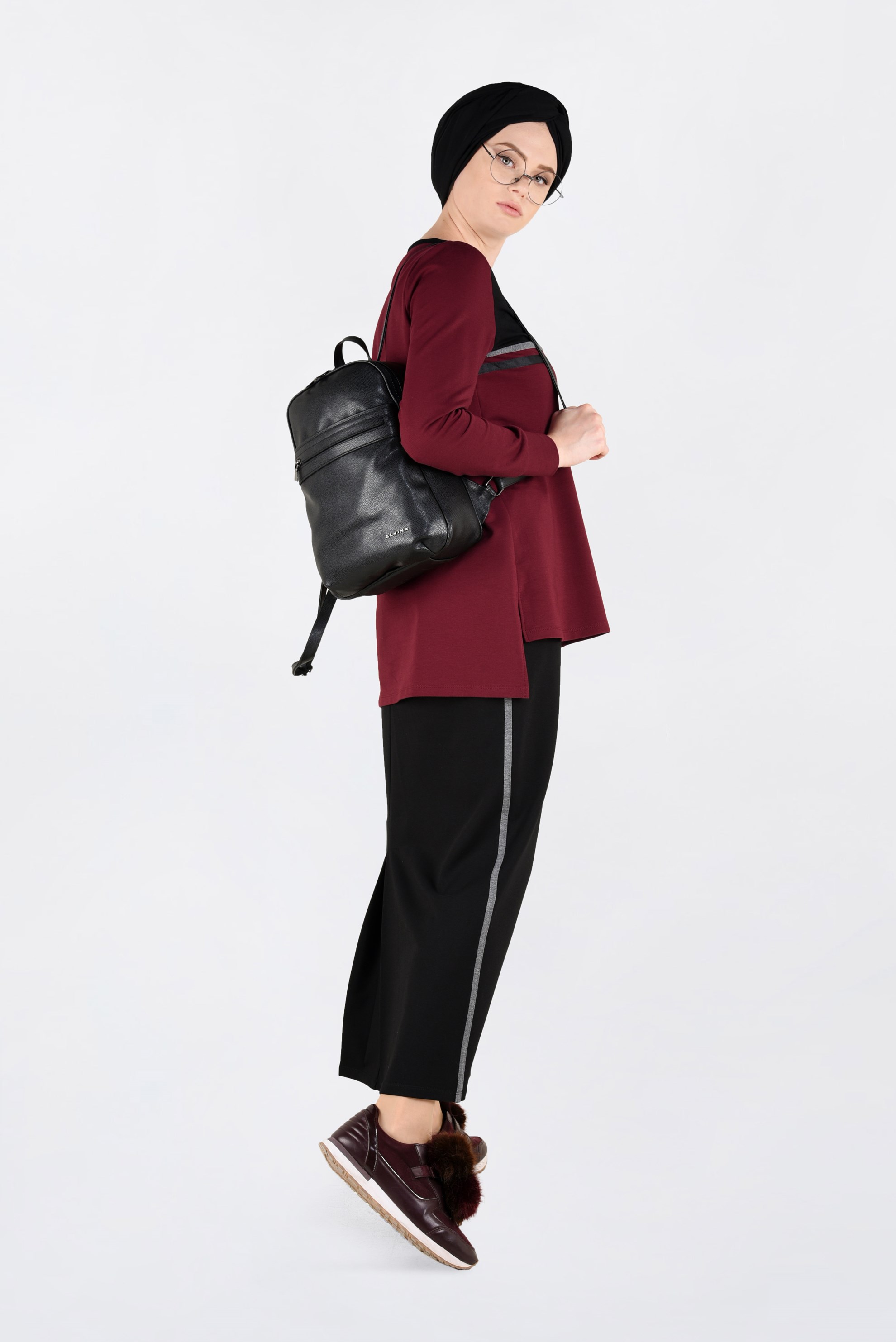 Tesettür giyim BORDO ŞERİT DETAYLI 2&prime;Lİ ETEKLİ EŞOFMAN TAKIM 4717