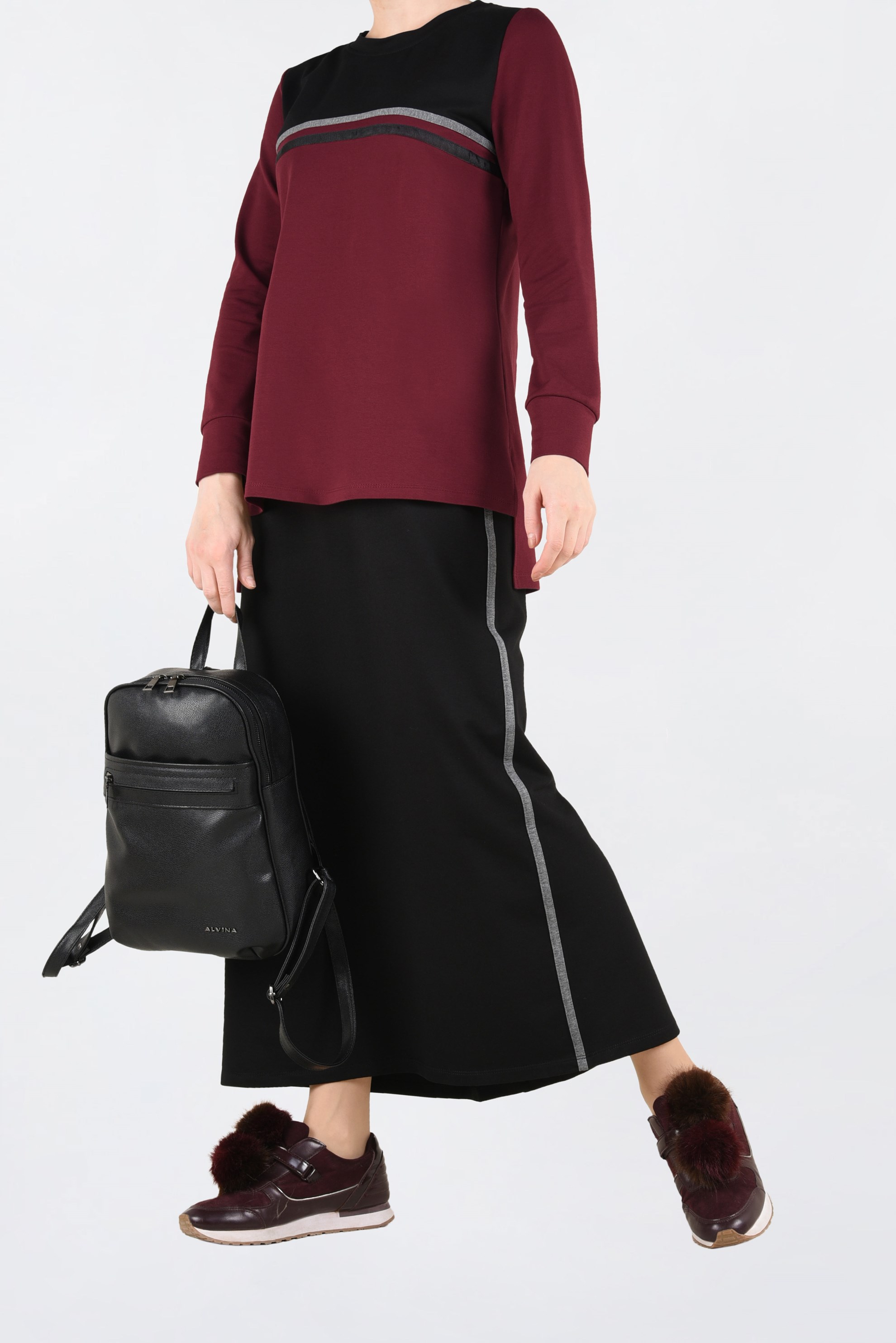 Tesettür giyim BORDO ŞERİT DETAYLI 2&prime;Lİ ETEKLİ EŞOFMAN TAKIM 4717