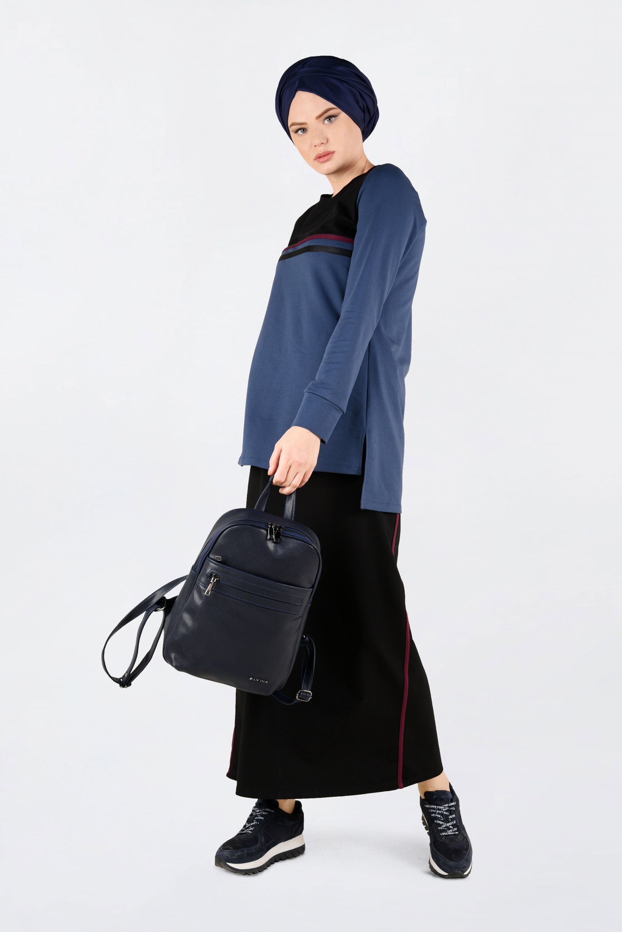 Tesettür giyim LACİVERT ŞERİT DETAYLI 2&prime;Lİ ETEKLİ EŞOFMAN TAKIM 4717