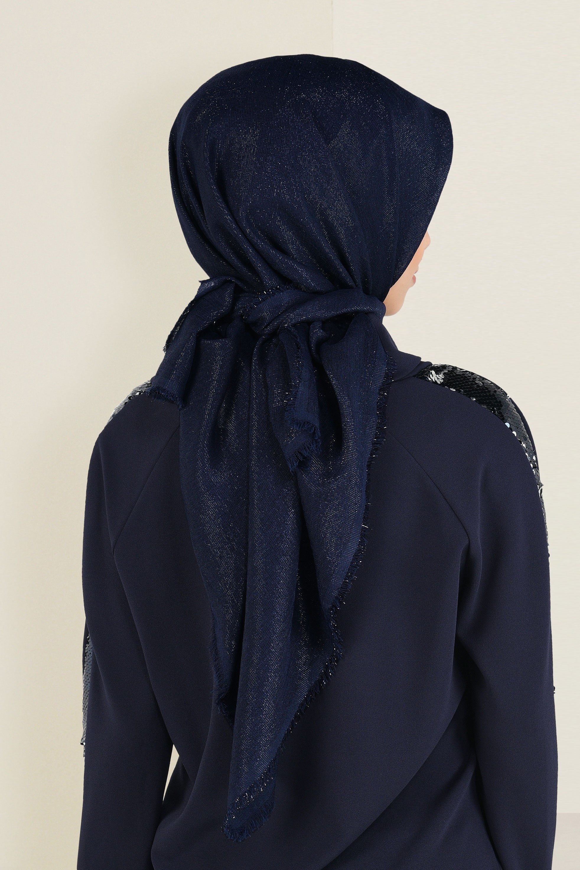 Tesettür giyim LACİVERT ALVİNA SİMLİ KREP EŞARP 9941 