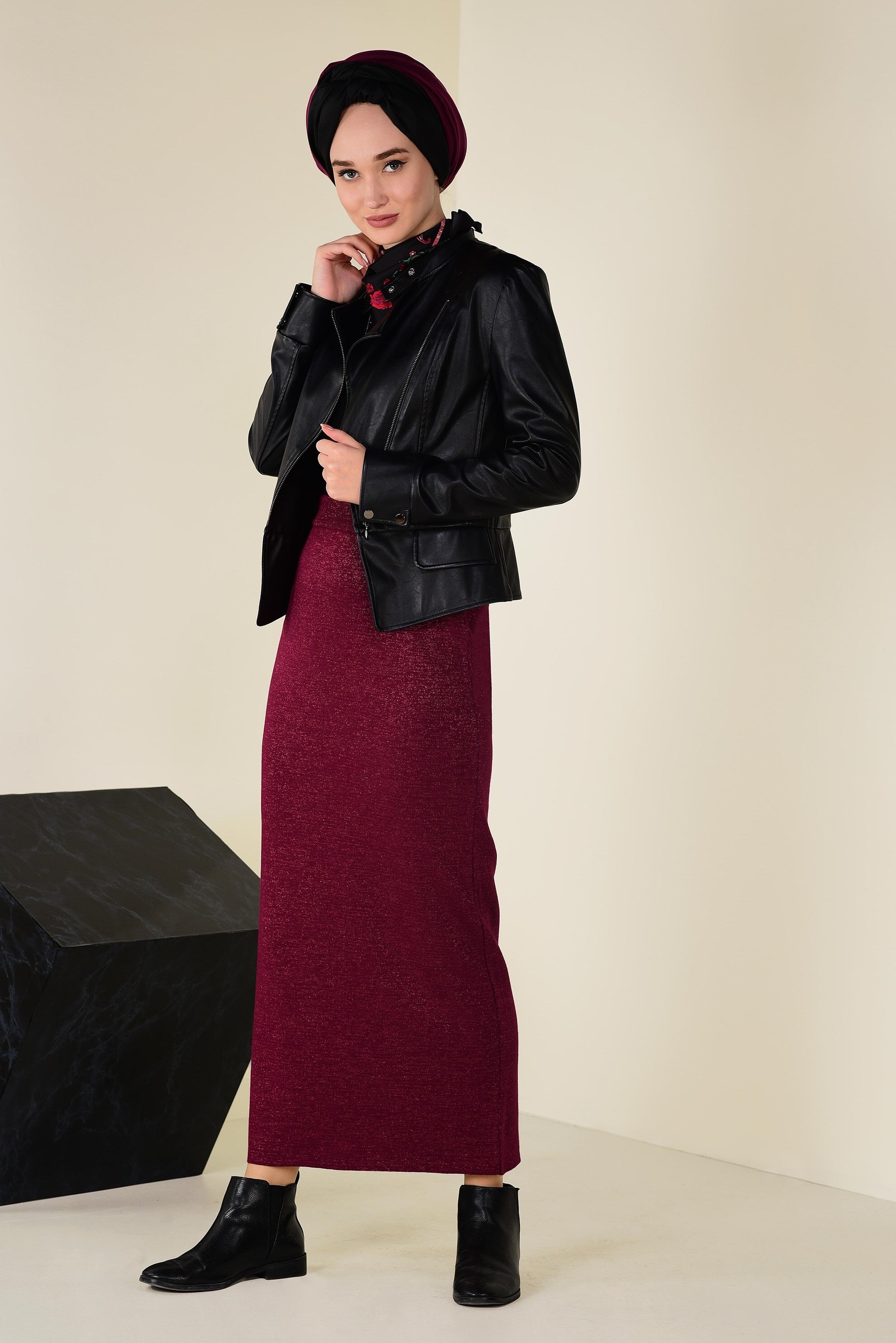 Tesettür giyim BORDO SİMLİ TRİKO ETEK 6241