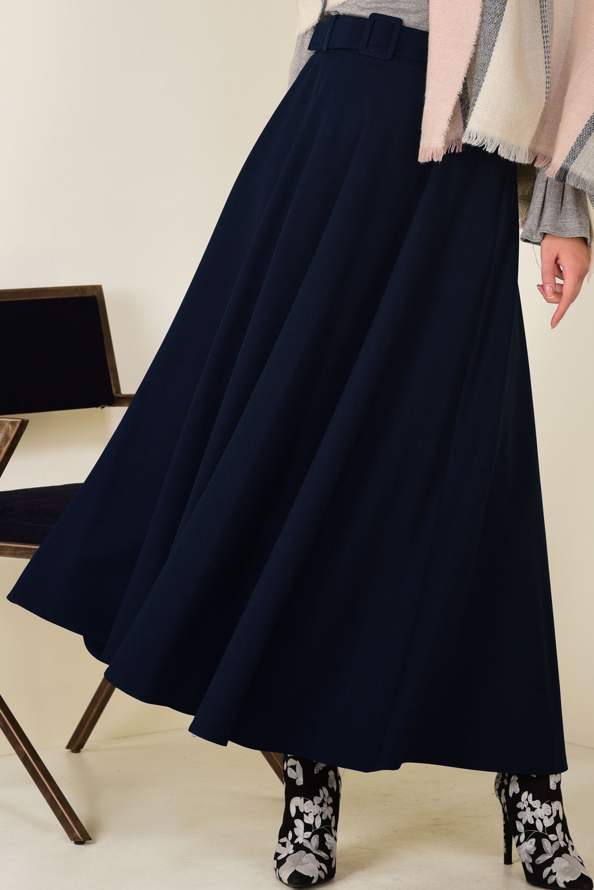 Tesettür giyim LACİVERT BELİ KEMERLİ ÇAN ETEK 6243 