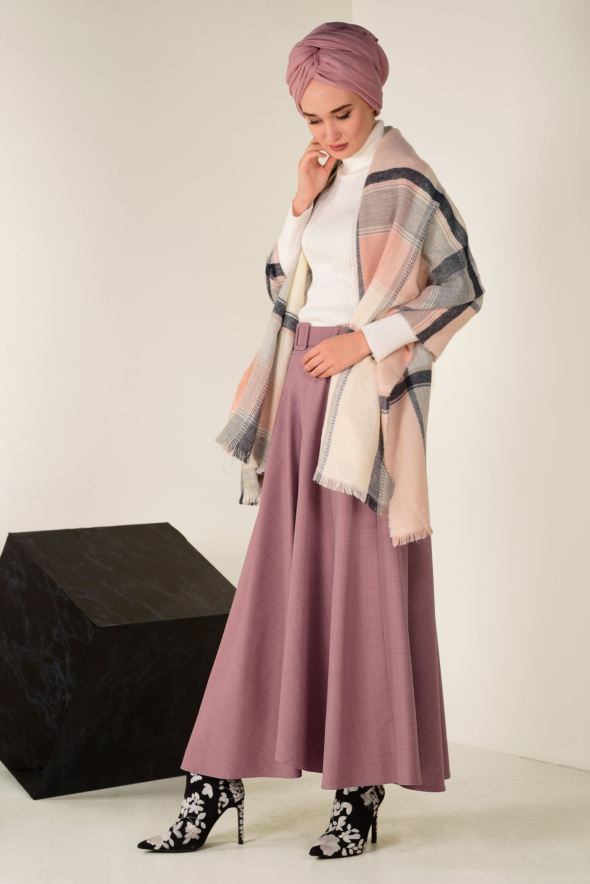 Tesettür giyim PUDRA BELİ KEMERLİ ÇAN ETEK 6243 