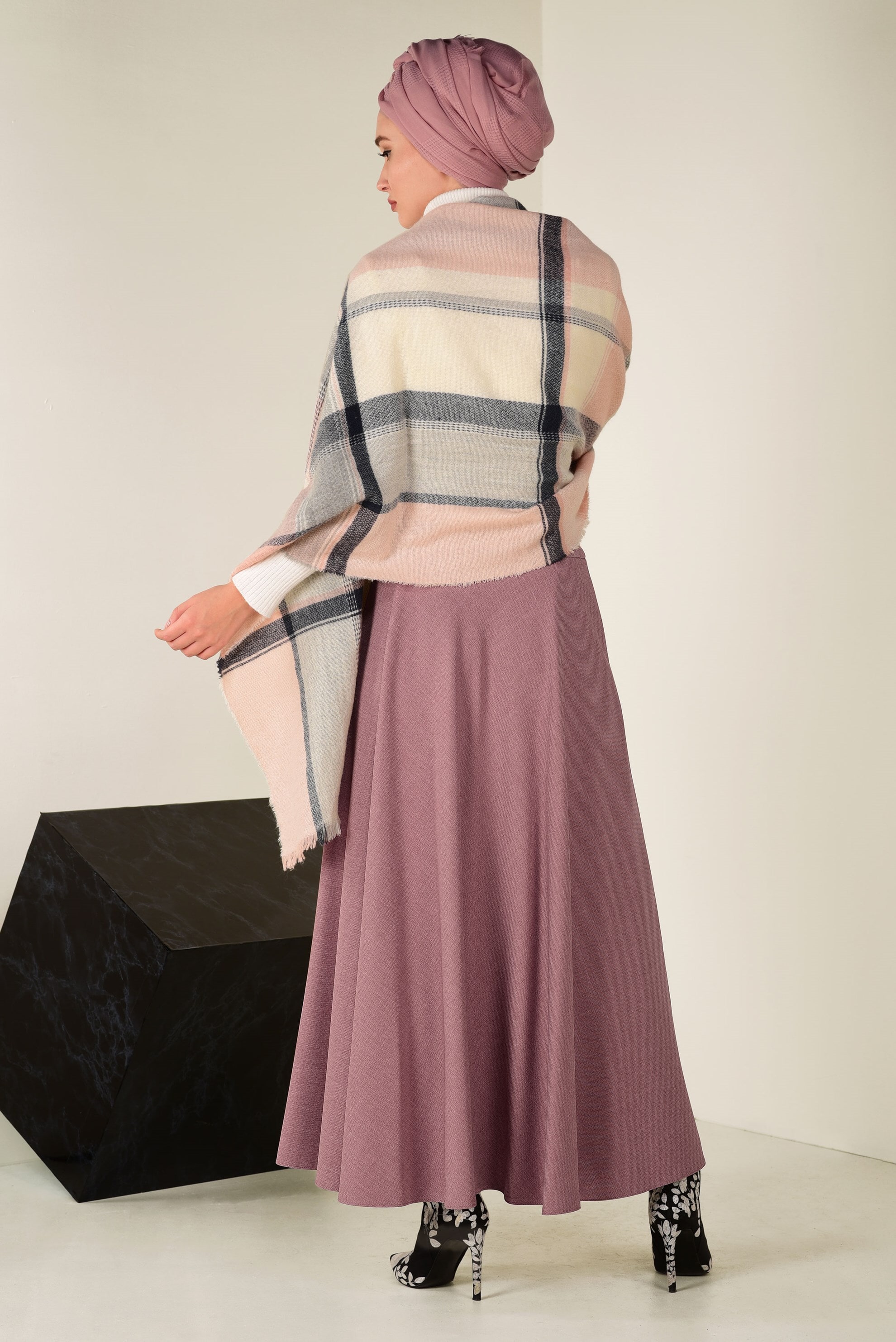 Tesettür giyim PUDRA BELİ KEMERLİ ÇAN ETEK 6243 