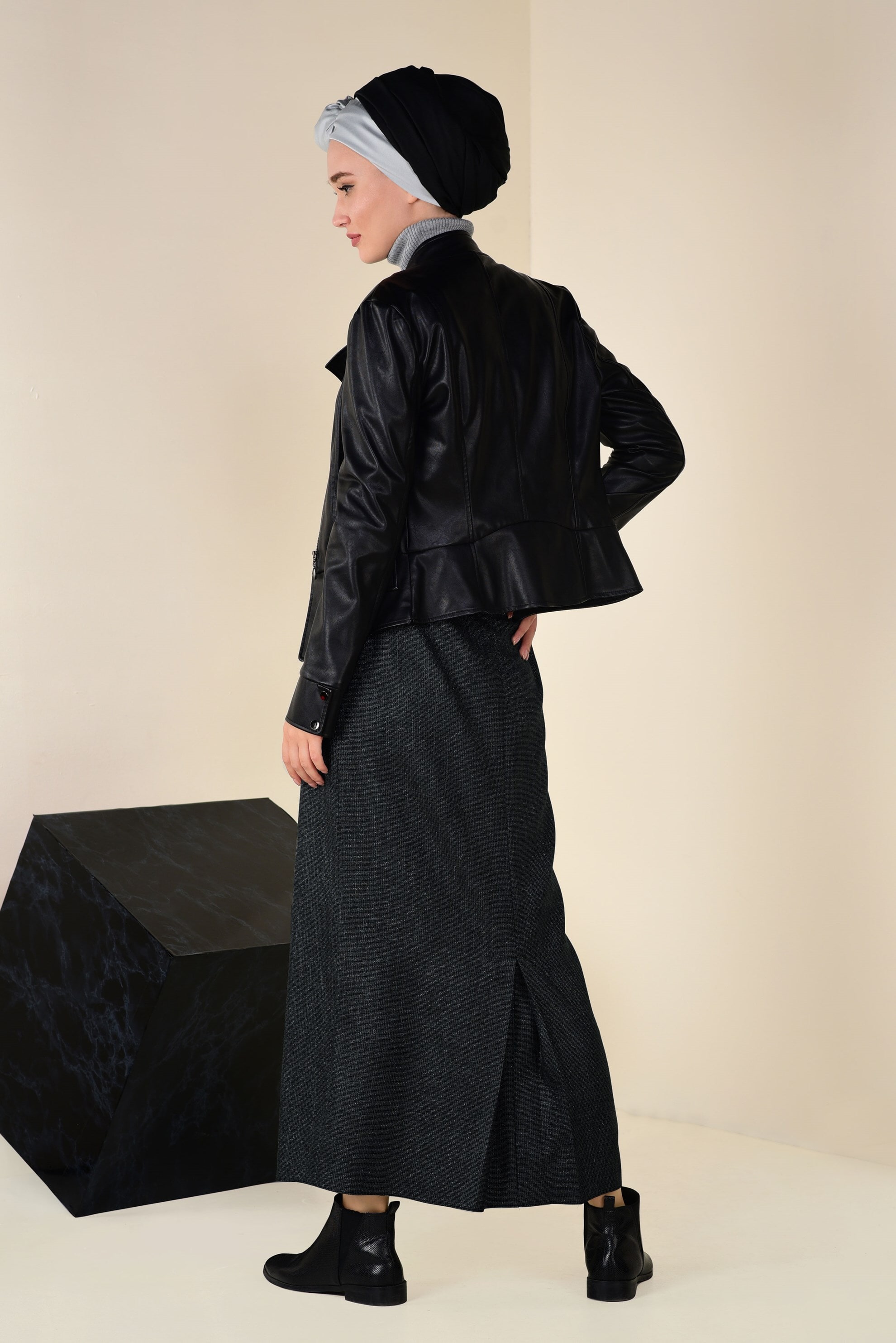 Tesettür giyim GRİ ÇİFT RENKLİ KEMERLİ ETEK 6244