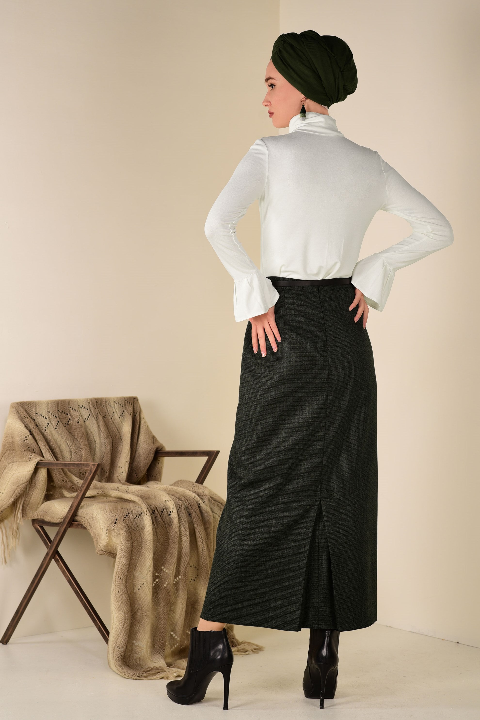 Tesettür giyim HAKİ ÇİFT RENKLİ KEMERLİ ETEK 6244