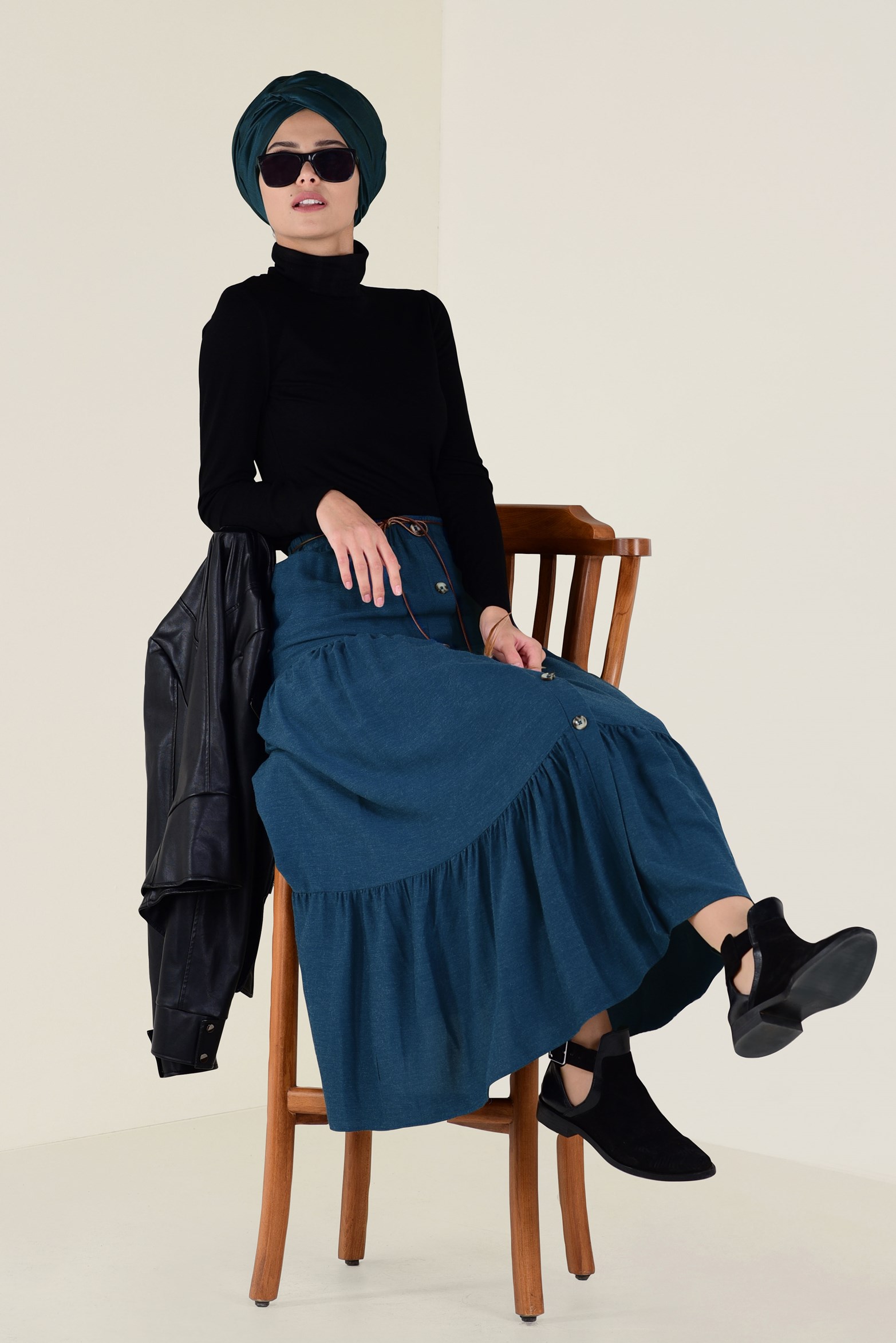 Tesettür giyim MAVİ YÜN VİSKON ETEK 6247