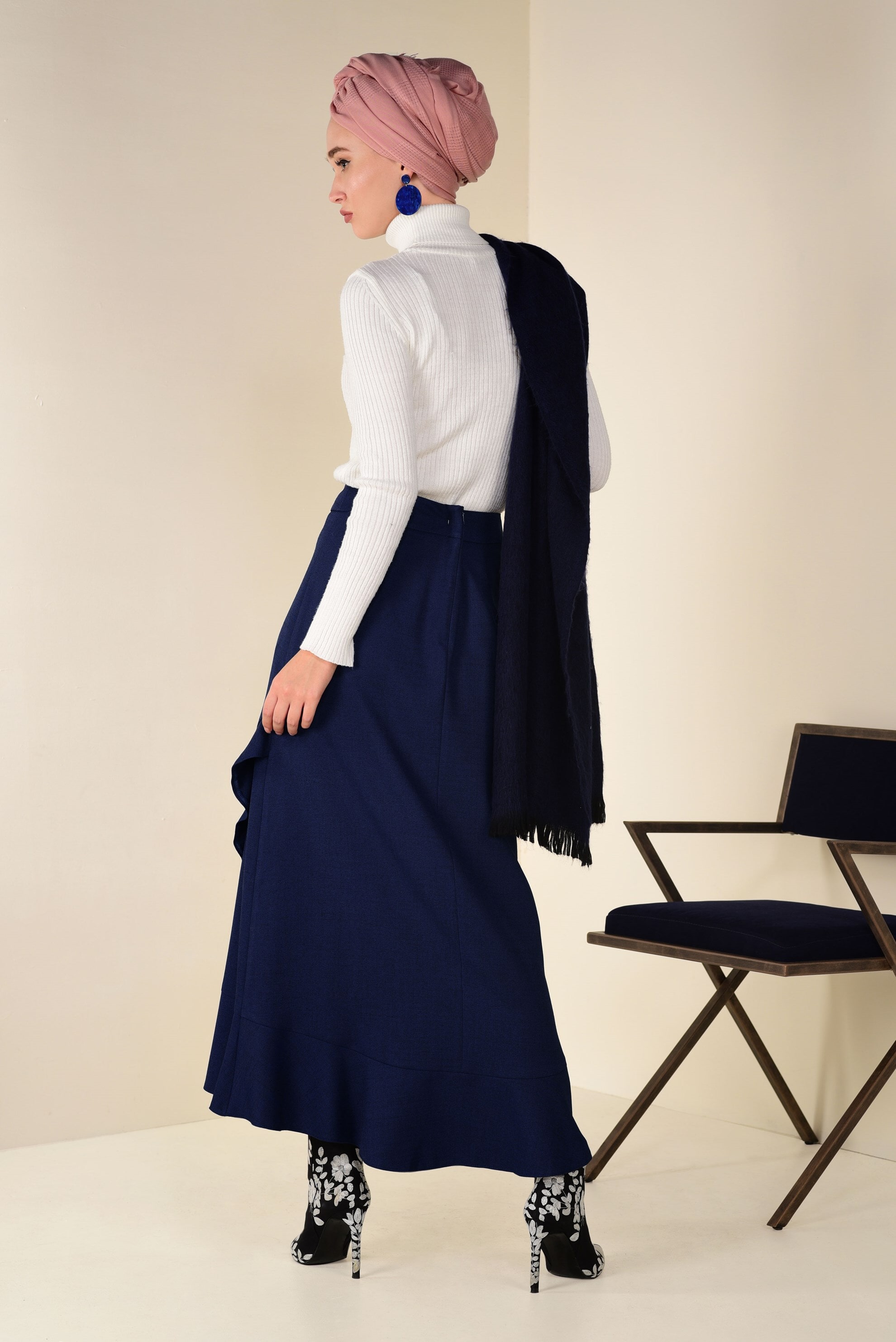 Tesettür giyim LACİVERT VOLANLI ASİMETRİK ETEK 6248