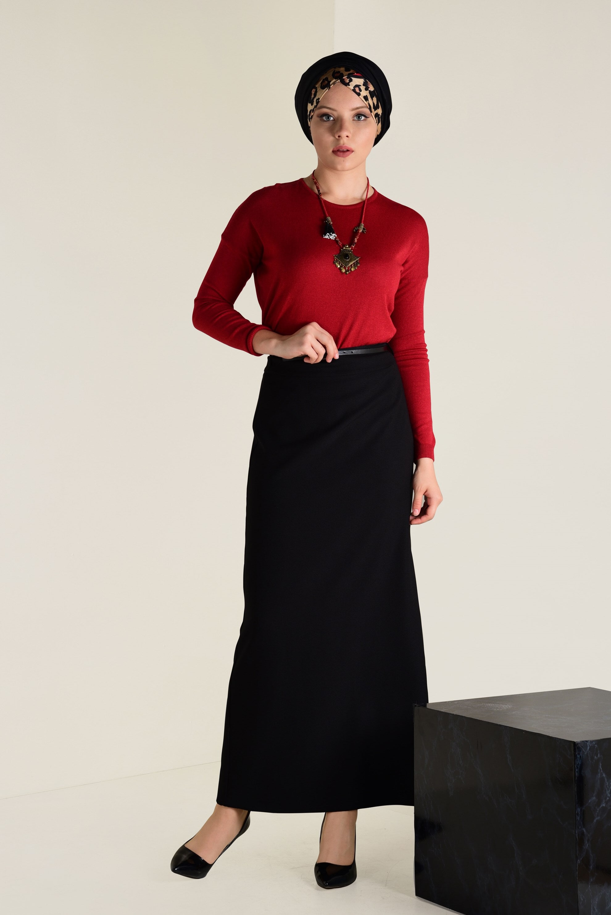 Tesettür giyim SİYAH KALEM ETEK 6250