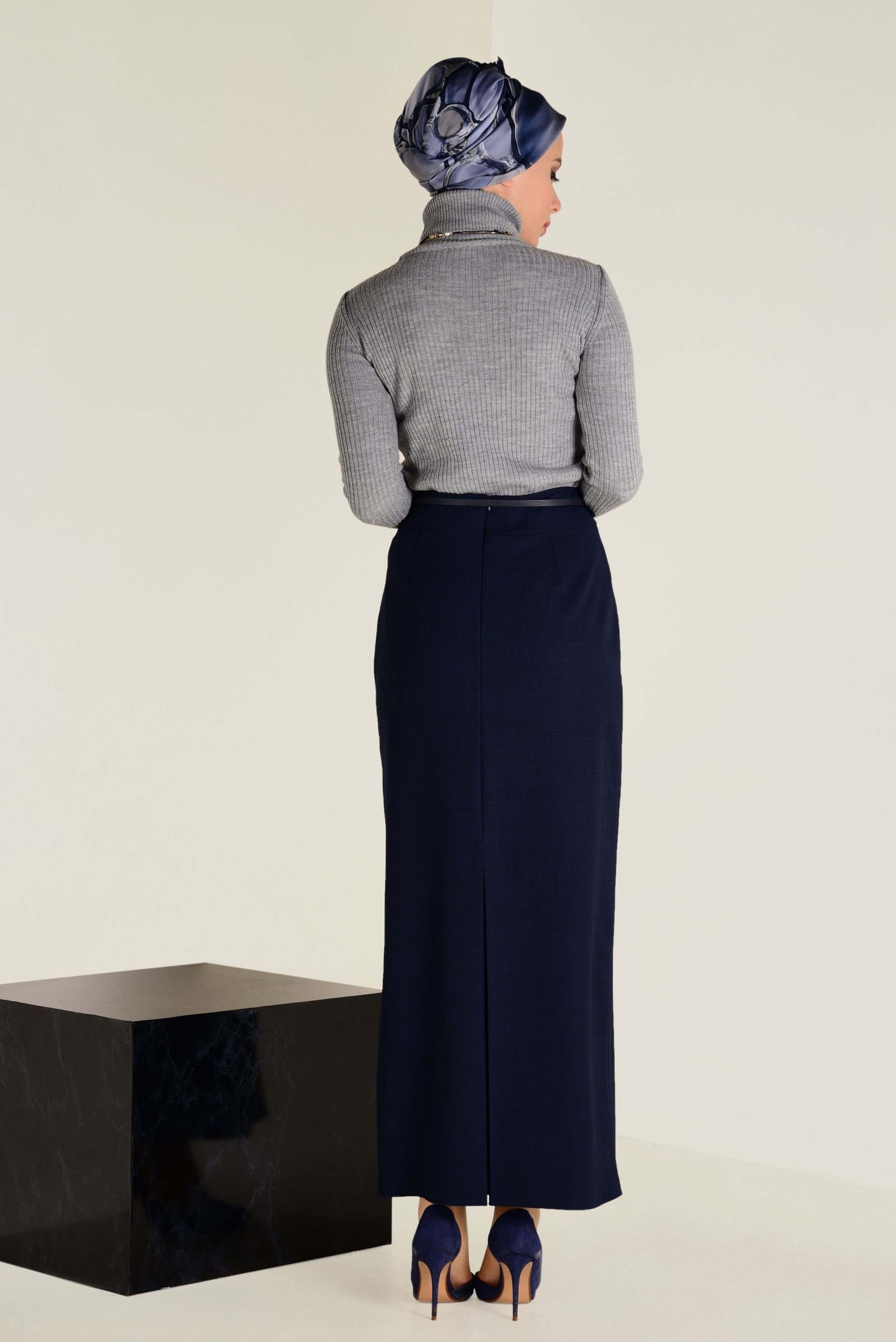 Tesettür giyim LACİVERT KALEM ETEK 6250