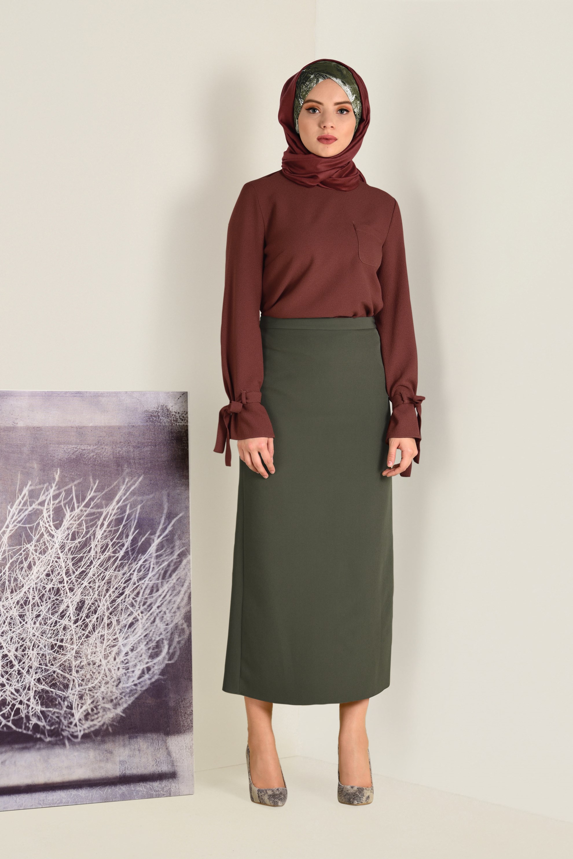 Tesettür giyim HAKİ GİZLİ YIRTMAÇLI KALEM ETEK 6252