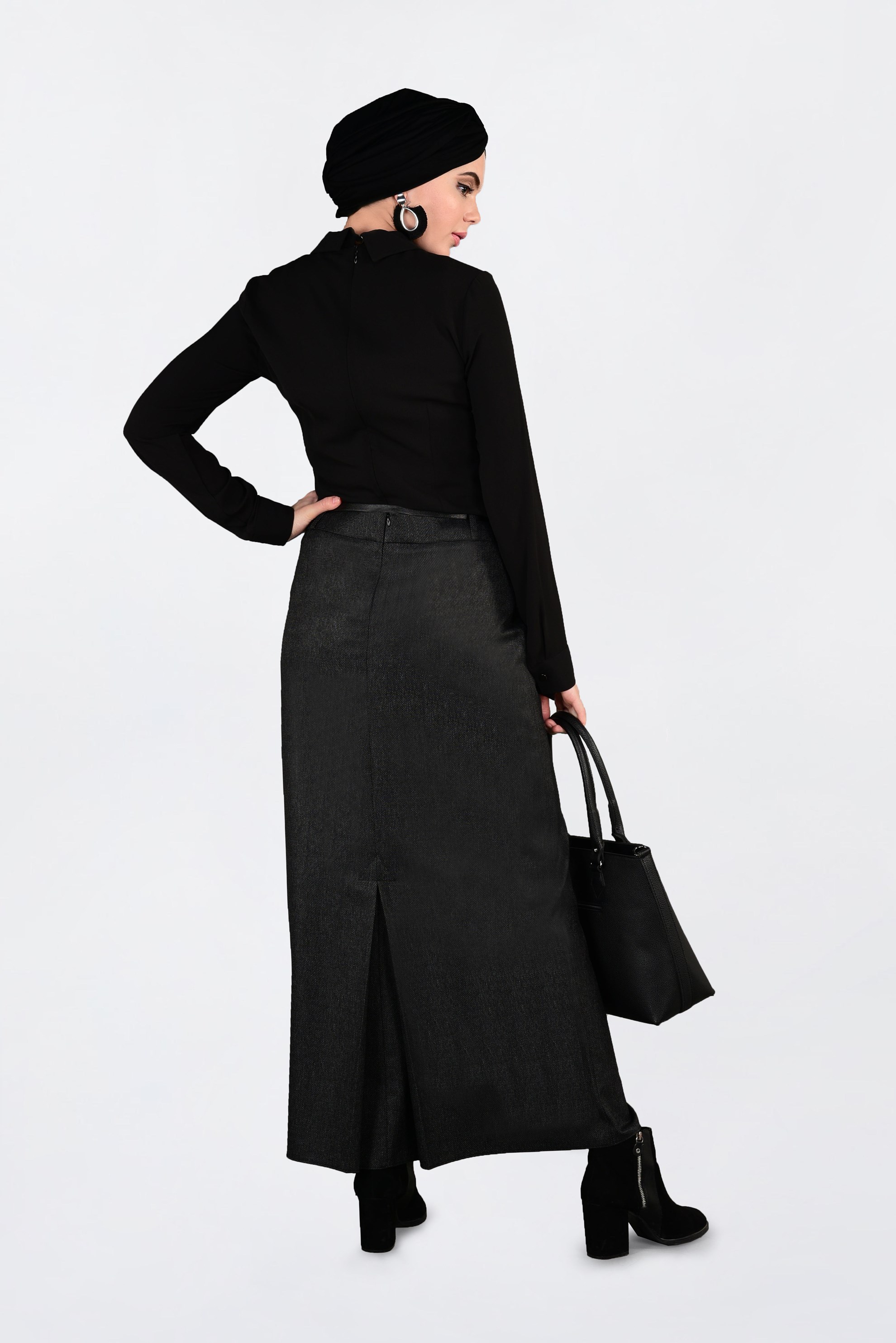 Tesettür giyim SİYAH GİZLİ YIRTMAÇLI DÜZ ETEK 6255 