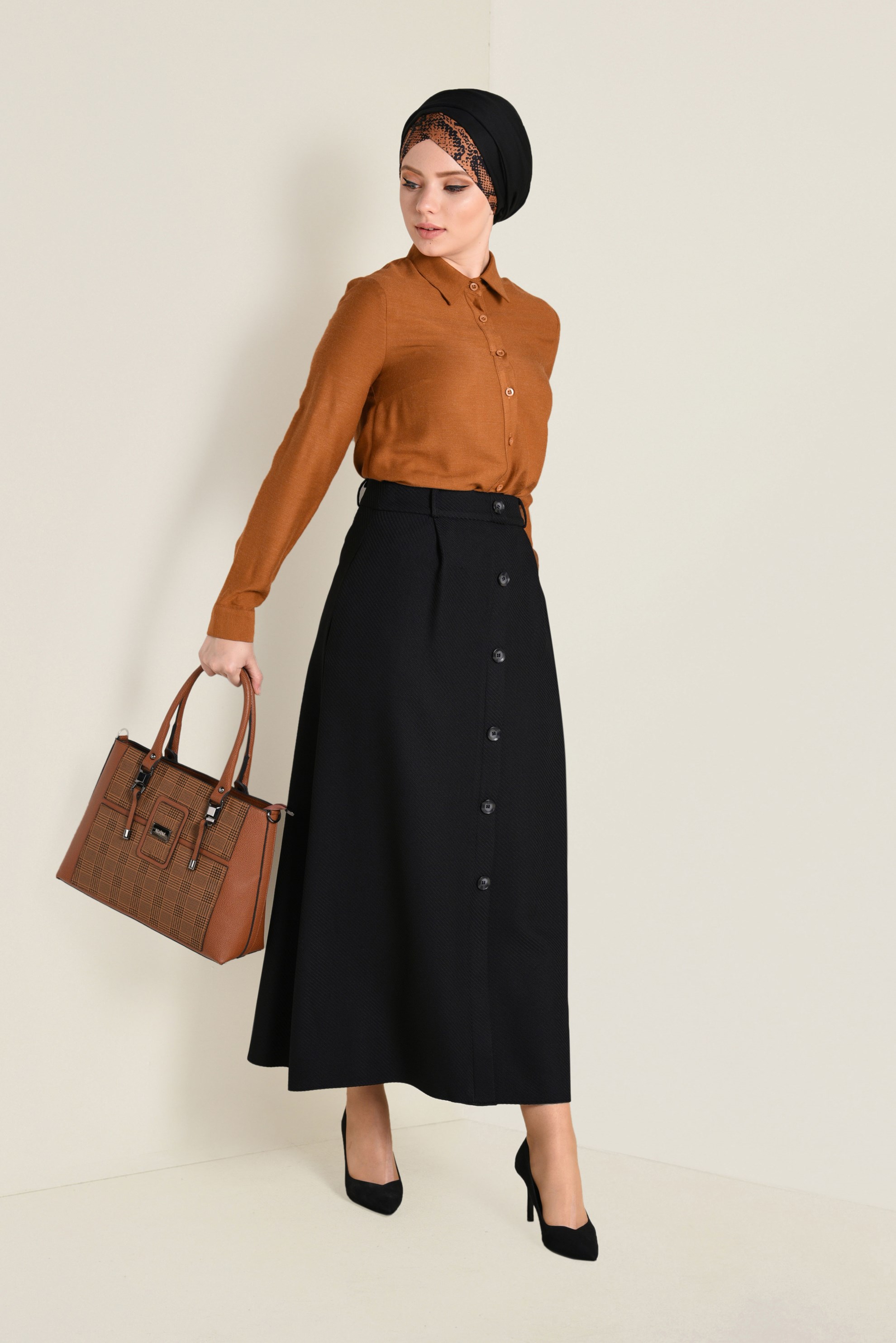 Tesettür giyim SİYAH YÜKSEK BEL DÜĞMELİ ETEK 6258