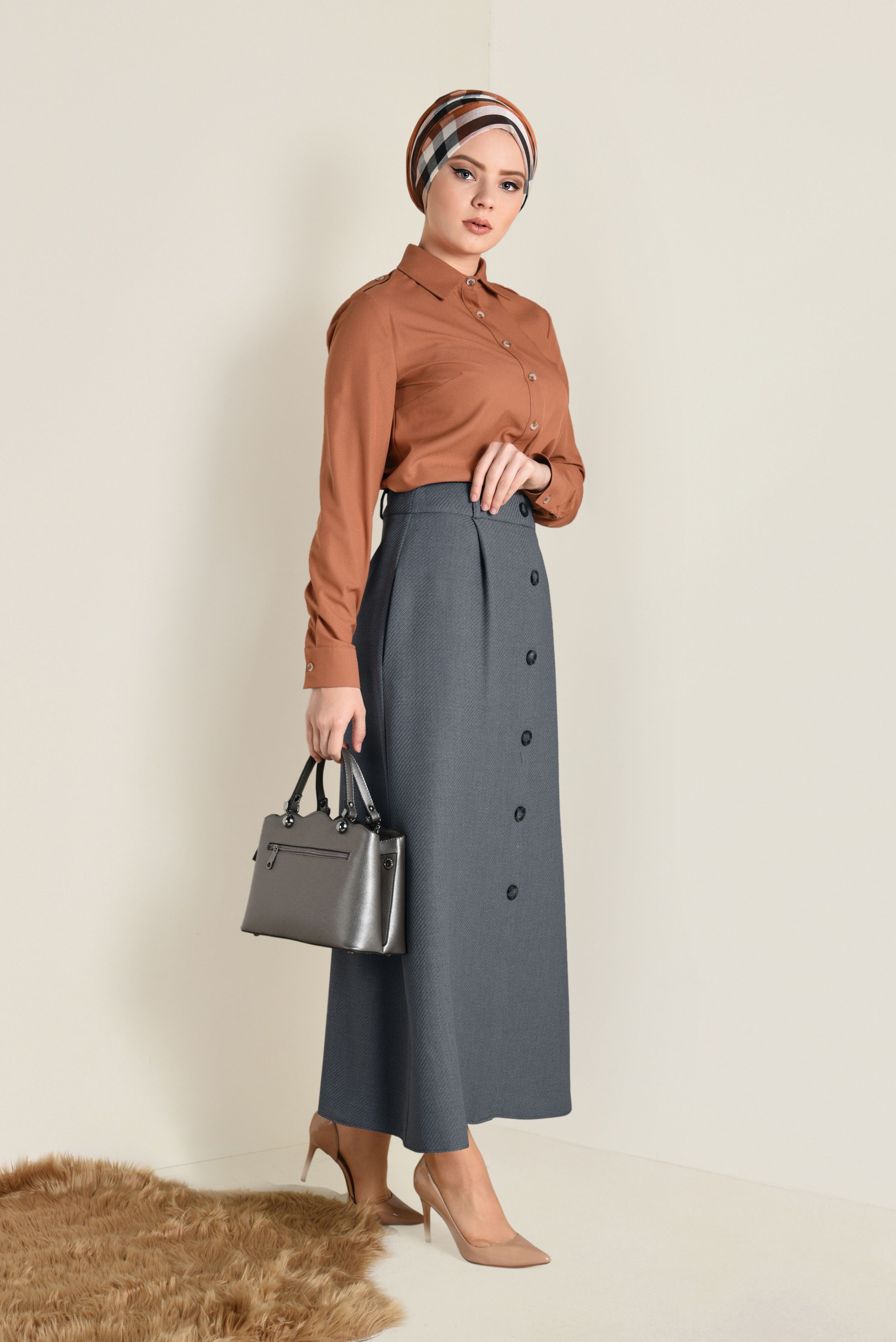 Tesettür giyim GRİ YÜKSEK BEL DÜĞMELİ ETEK 6258