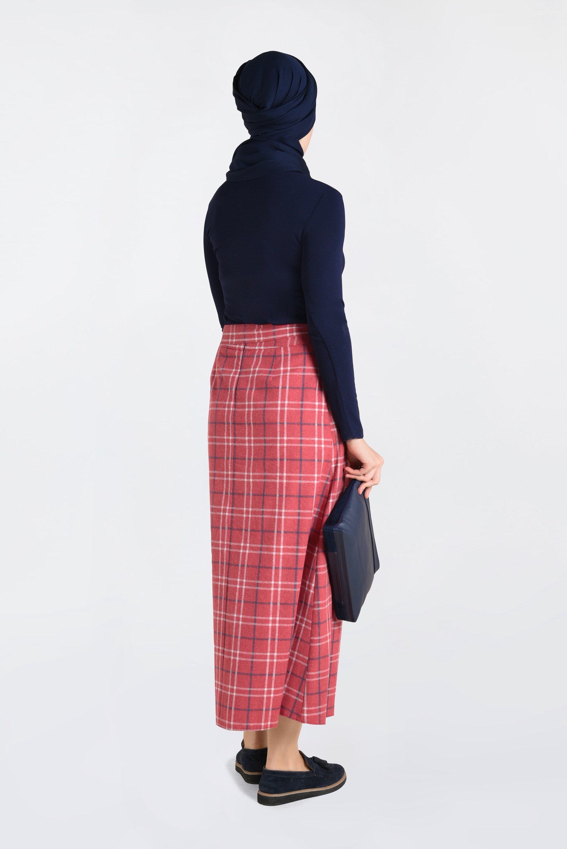 Tesettür giyim KIRMIZI EKOSE DESENLİ BELDEN KUŞAKLI ETEK 6259