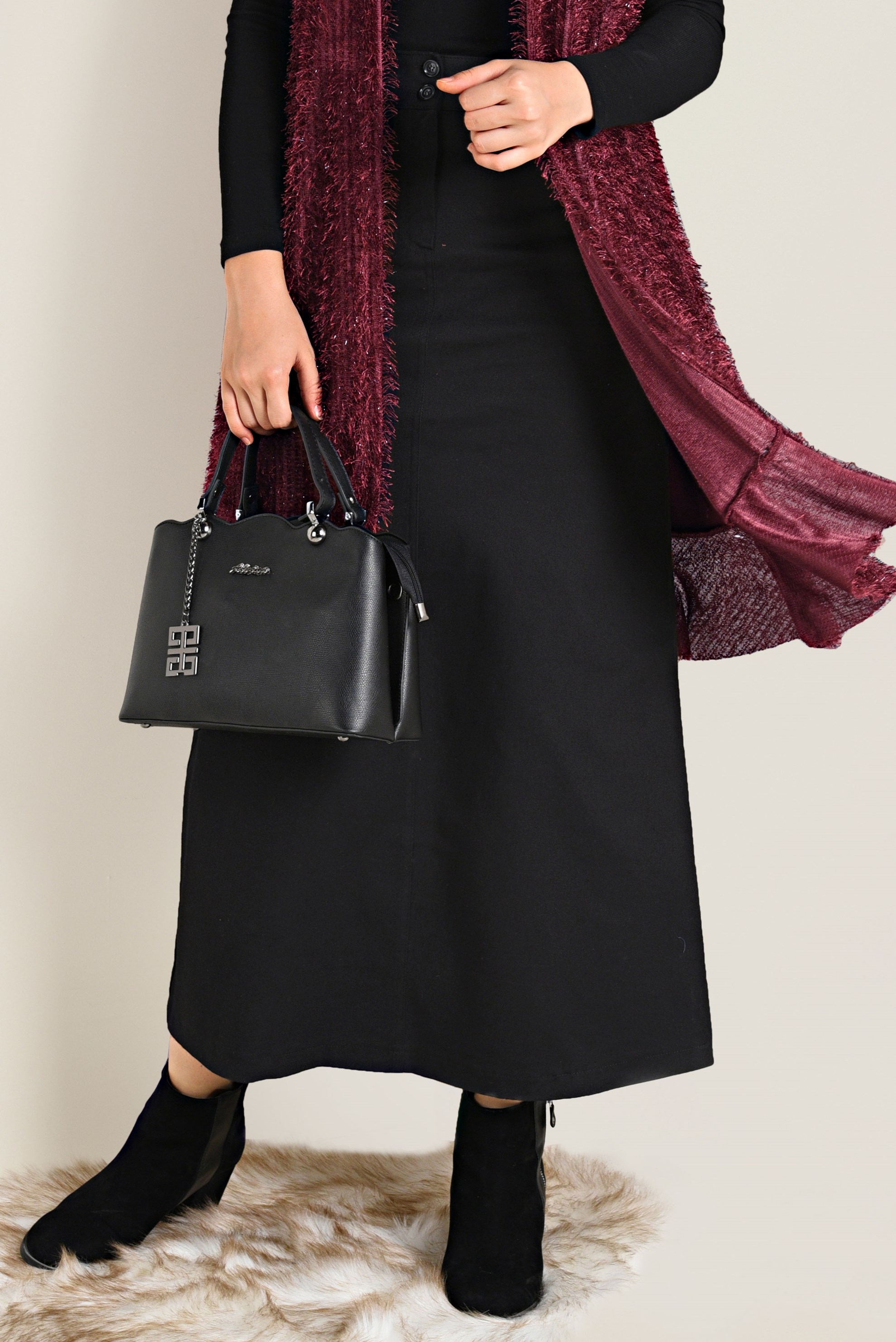 Tesettür giyim SİYAH PAMUKLU SPOR ETEK 6262