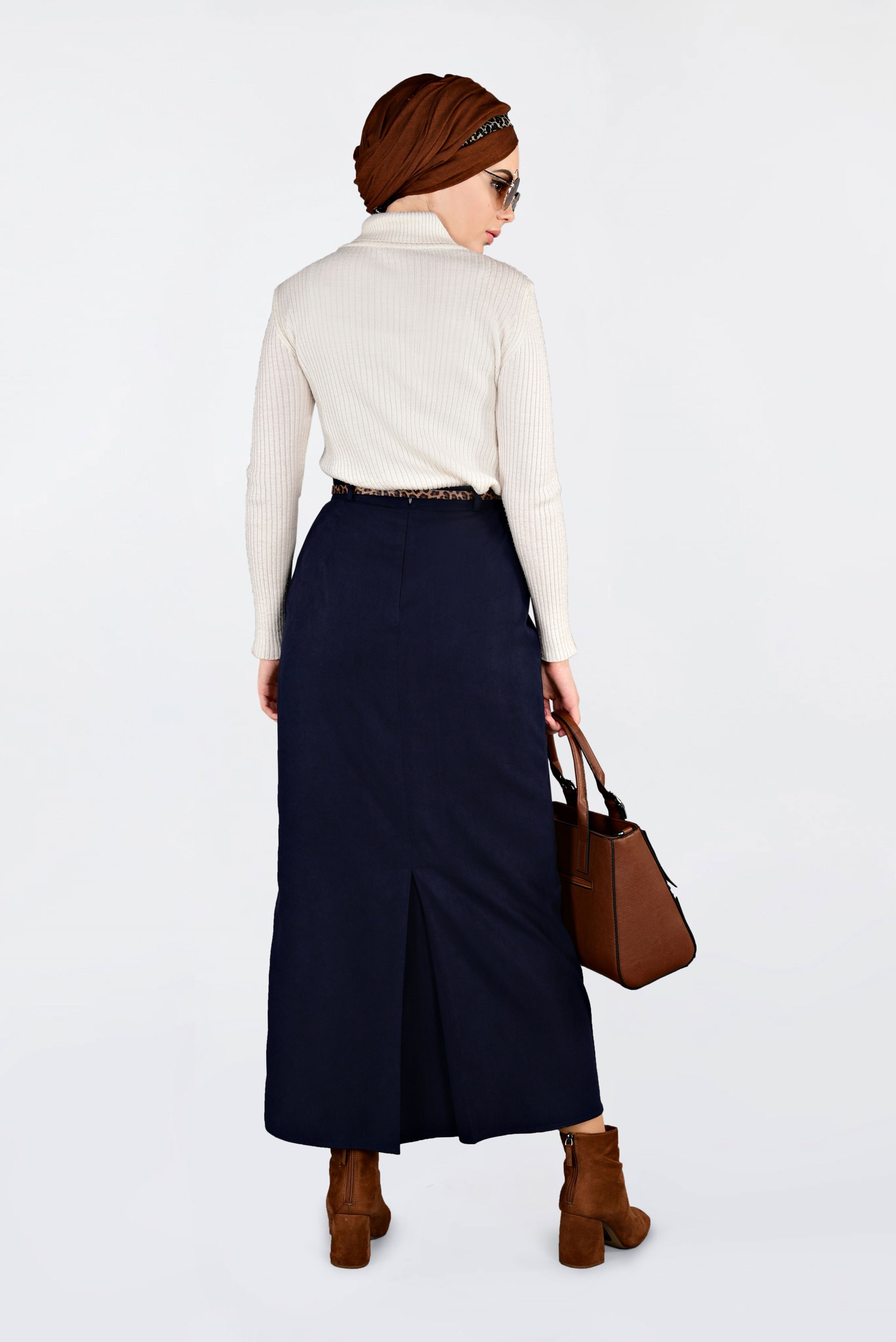 Tesettür giyim LACİVERT DÜZ KESİM SÜET ETEK 6263