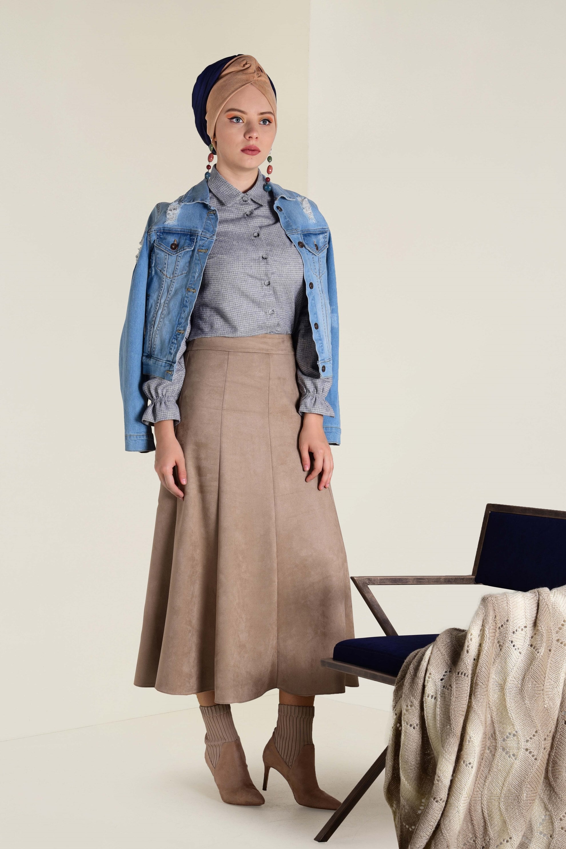 Tesettür giyim BEJ SÜET ÇAN ETEK 6265