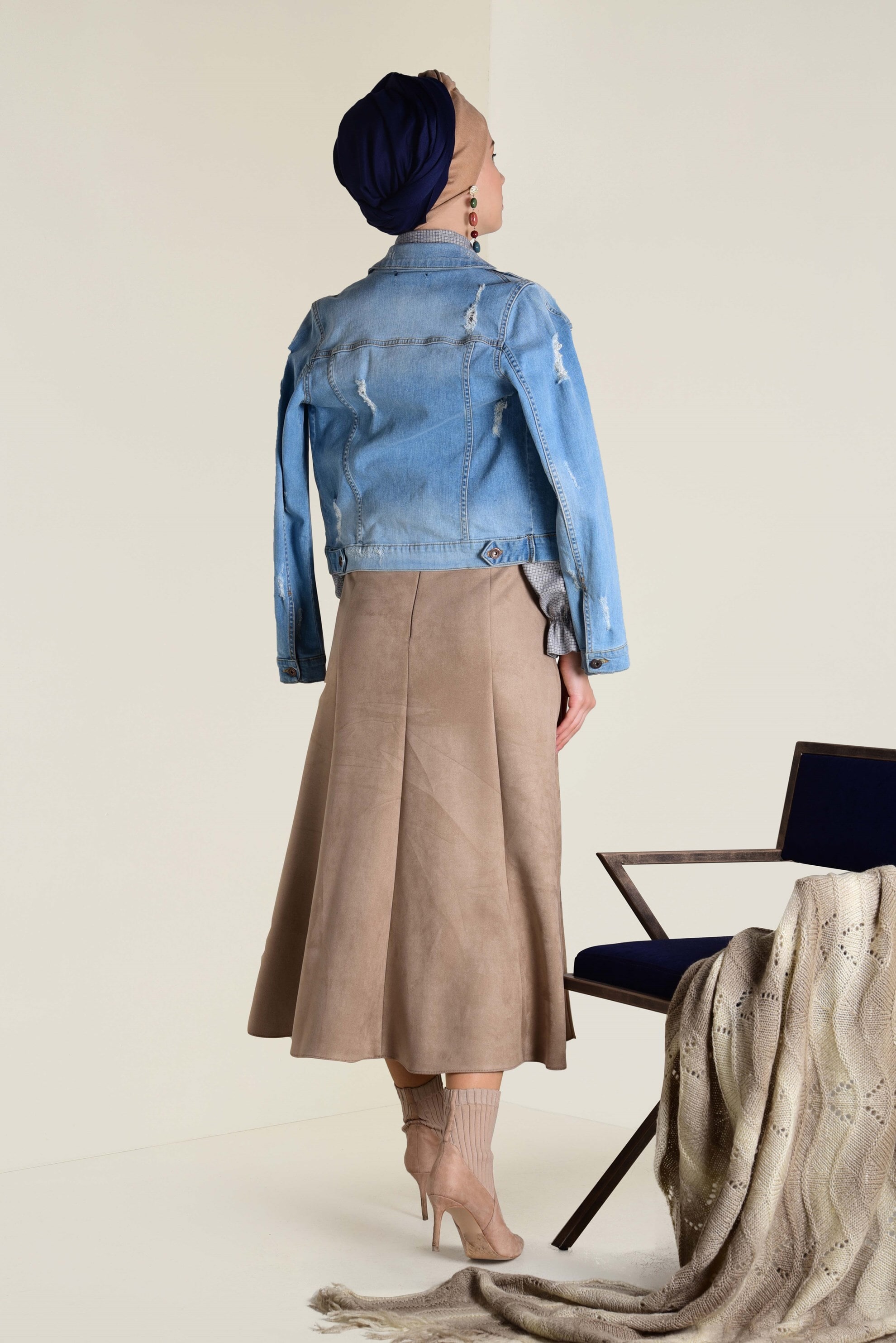 Tesettür giyim BEJ SÜET ÇAN ETEK 6265