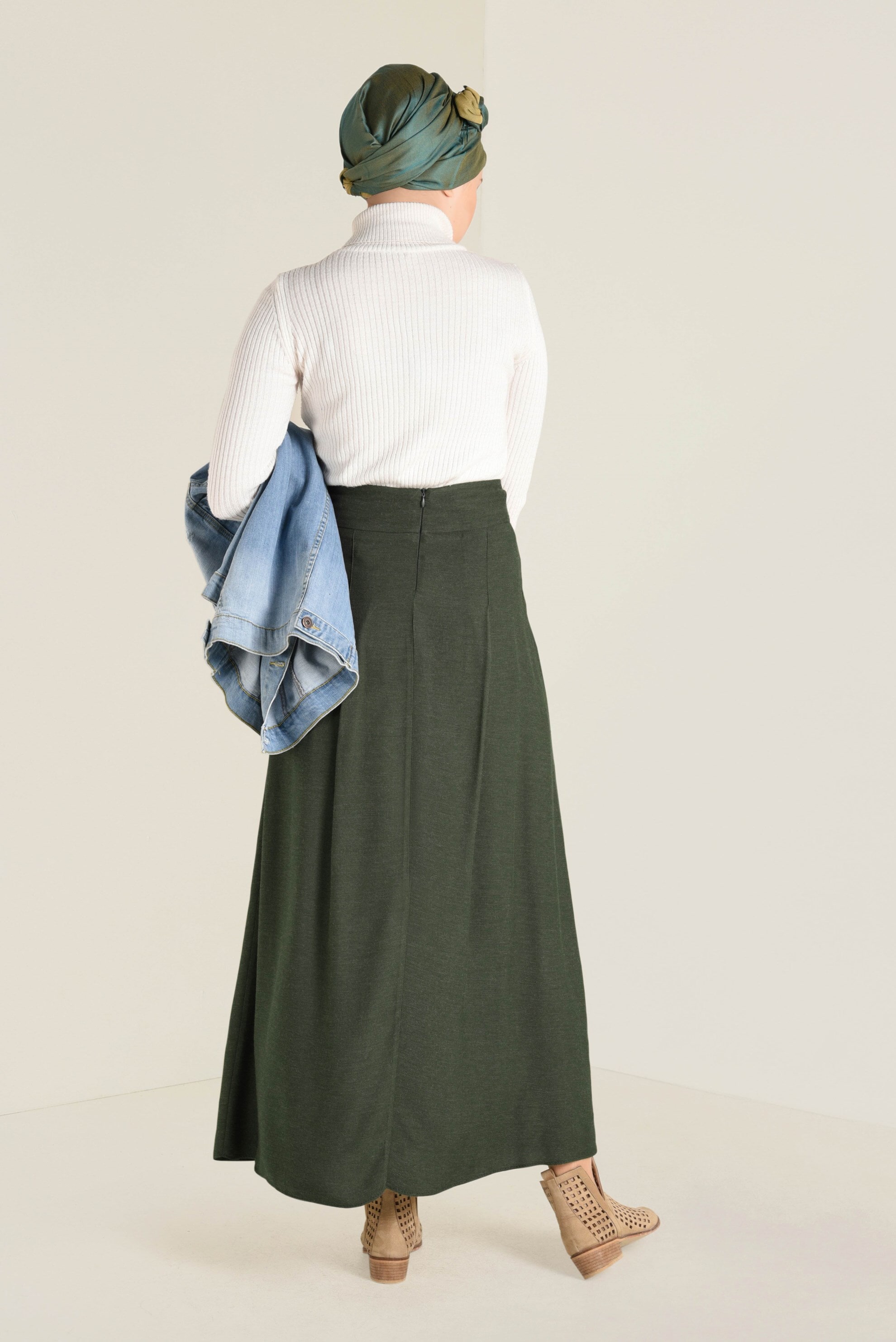 Tesettür giyim HAKİ BOYDAN DÜĞMELİ ETEK 6270 