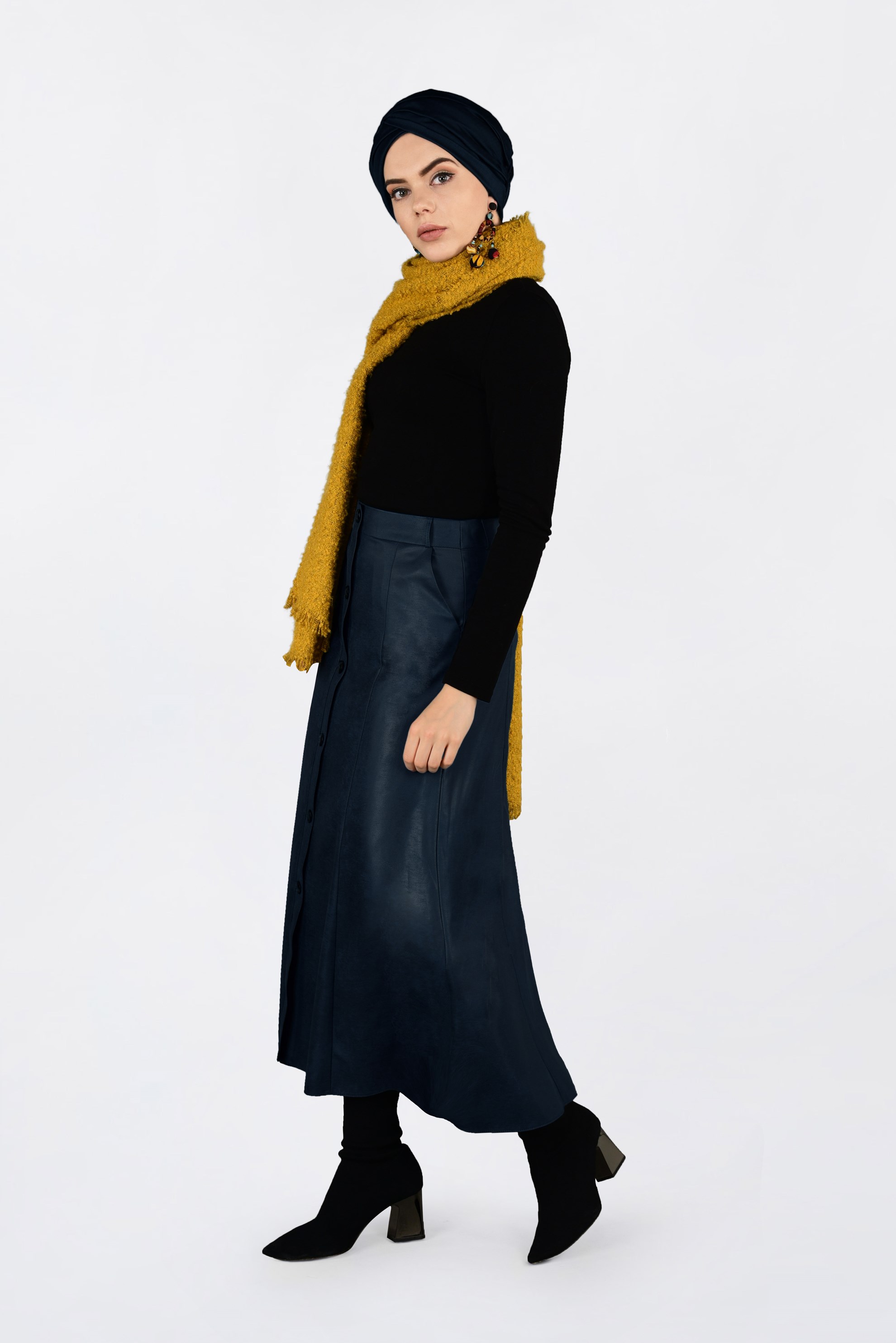Tesettür giyim LACİVERT DÜĞME DETAYLI DERİ ETEK 6272 