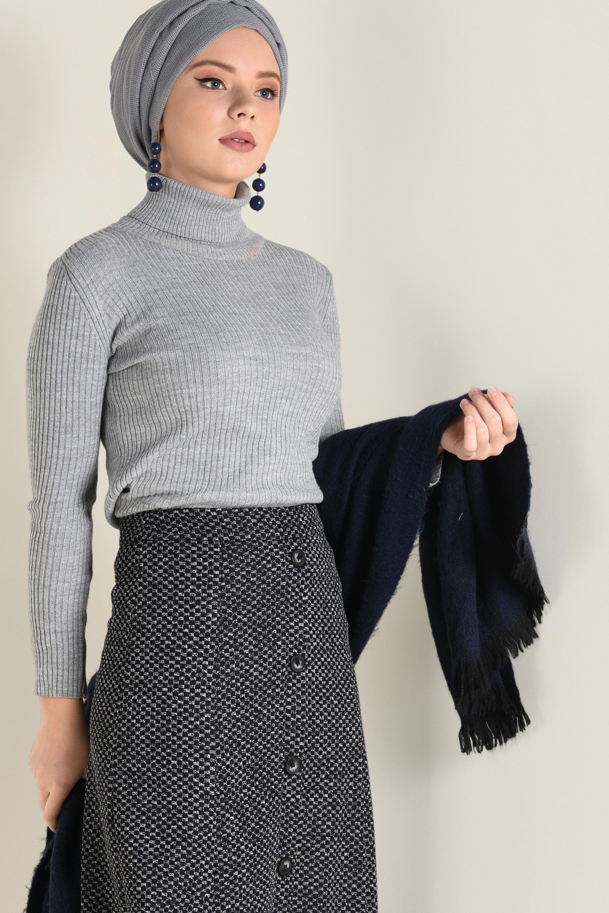 Tesettür giyim LACİVERT ÖNDEN DÜĞMELİ VOLANLI ETEK 6276