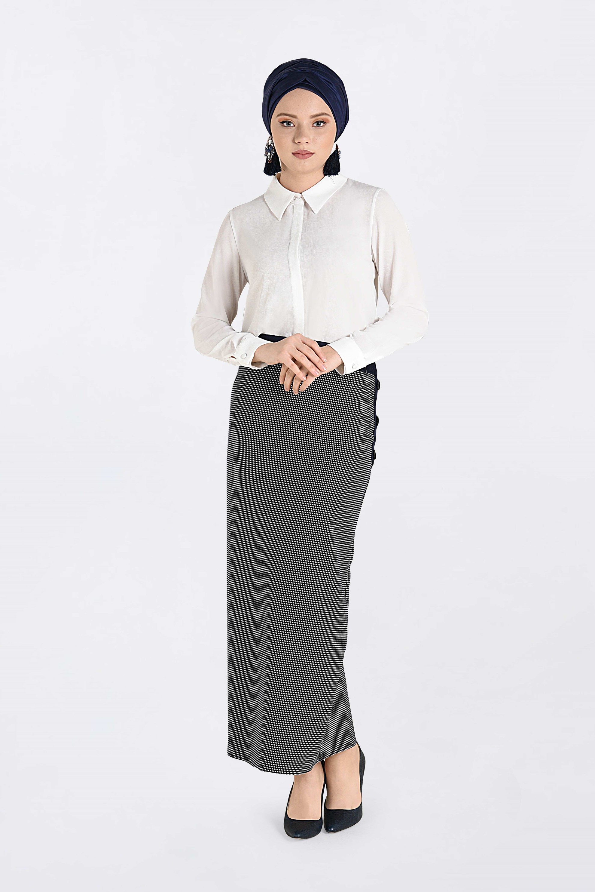 Tesettür giyim LACİVERT DESENLİ DÜĞME DETAYLI KALEM ETEK 6278