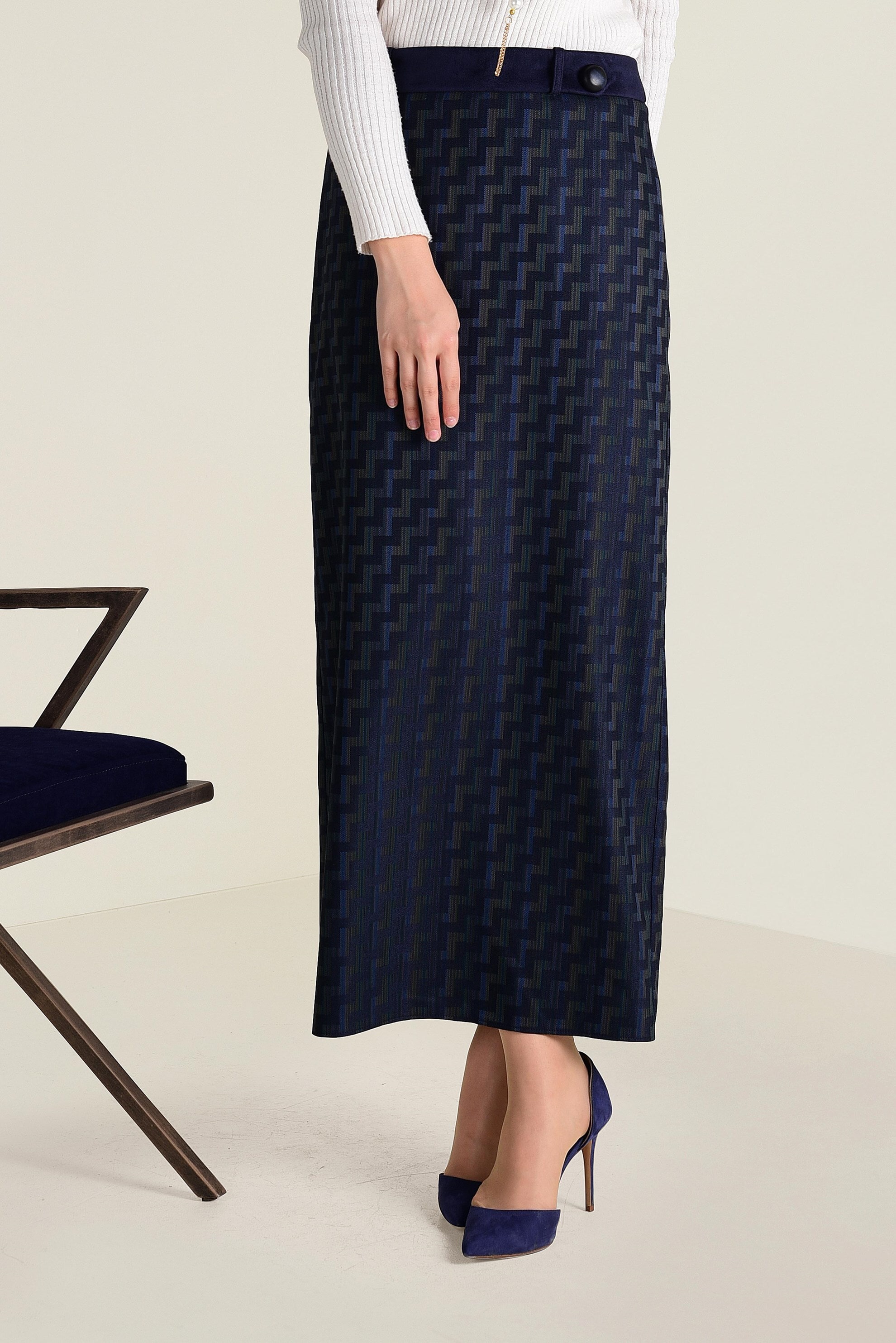 Tesettür giyim LACİVERT DESENLİ KALEM ETEK 6280