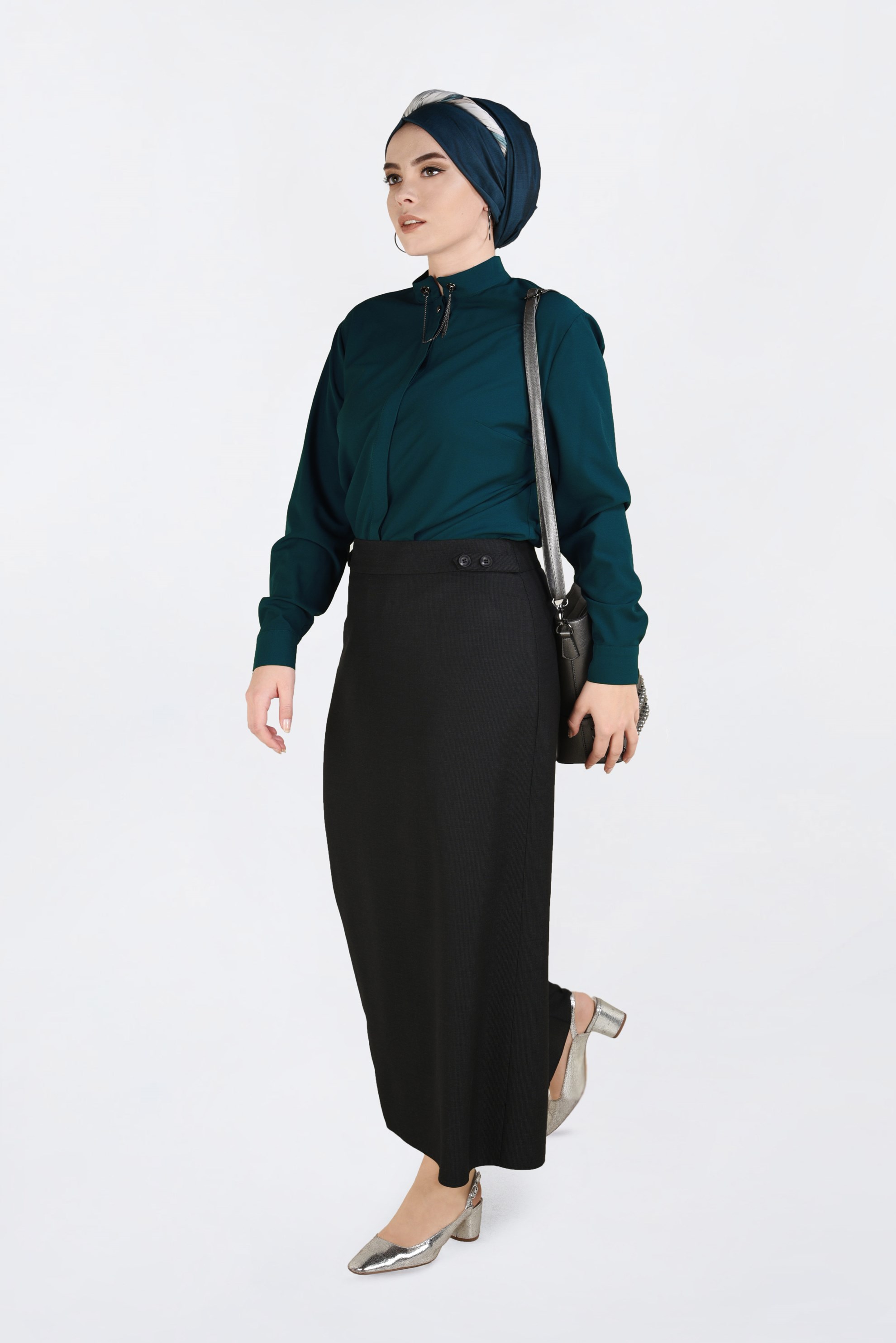 Hijab clothing BLACK BUTTONED SKIRT WITH HIDDEN SLIT 6283 