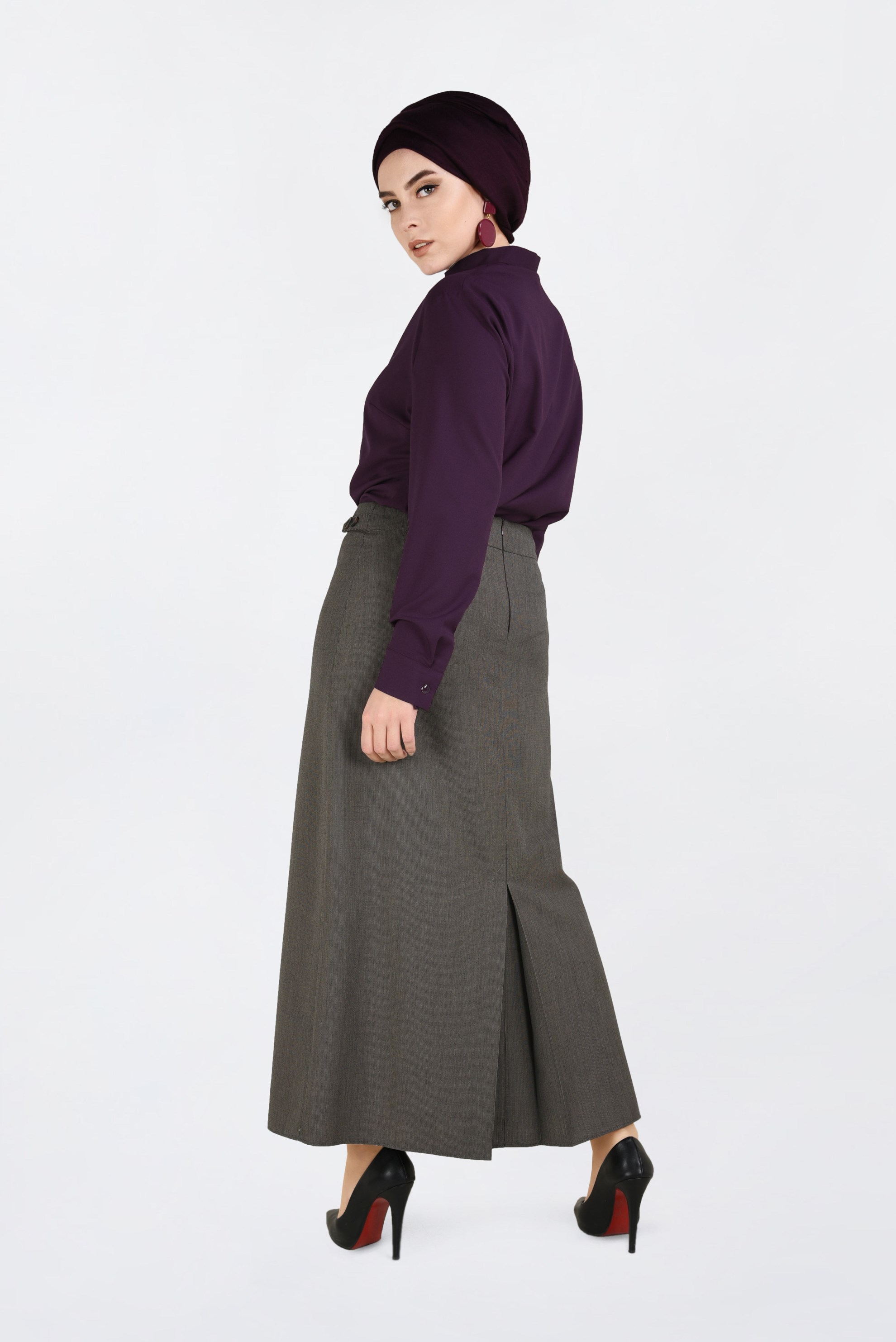 Hijab clothing BROWN BUTTONED SKIRT WITH HIDDEN SLIT 6283 
